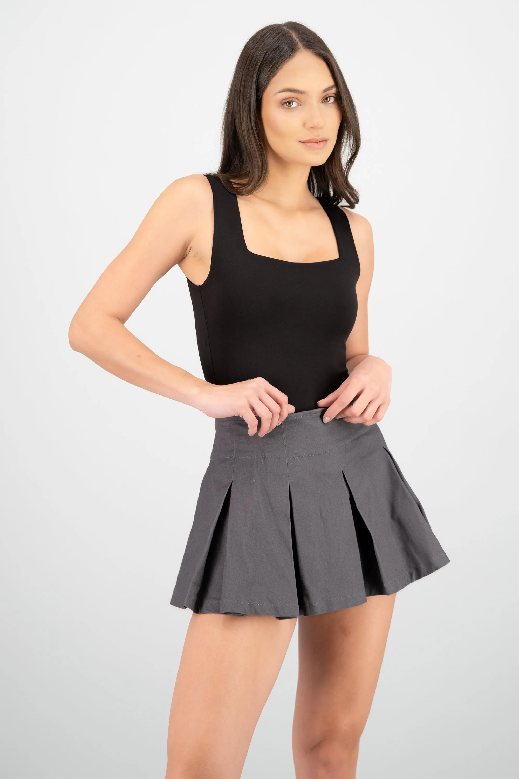 Bodysuit de tacto suave con tirantes liso sold by Shasa