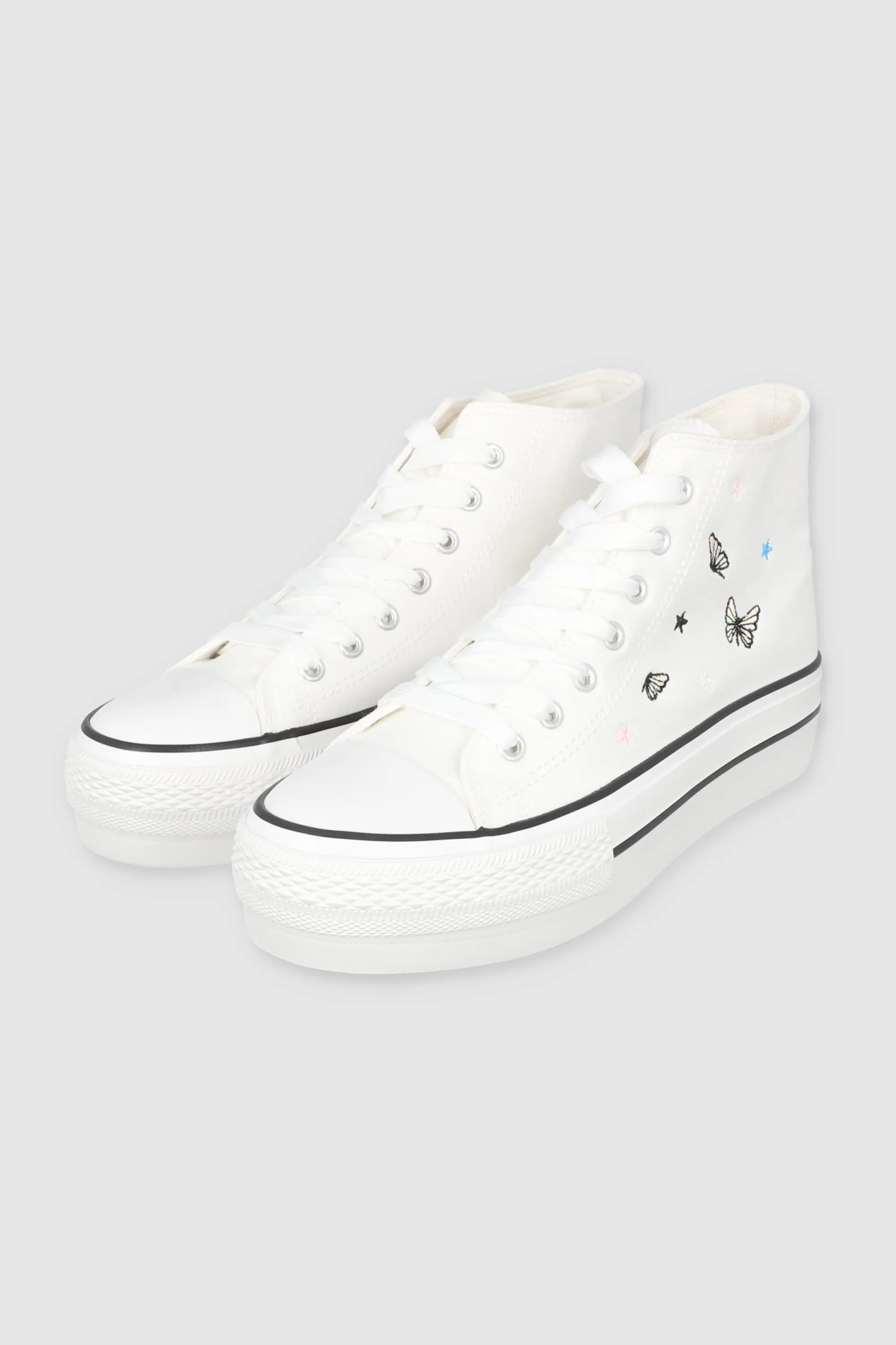 Tenis canvas mini mariposas sold by Shasa product image thumbnail 3