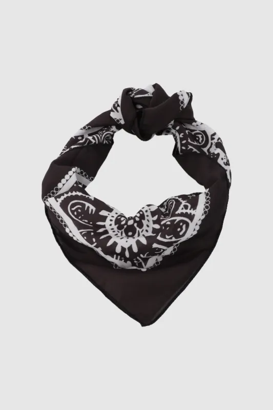 Pañuelo mandala borde sold by Shasa