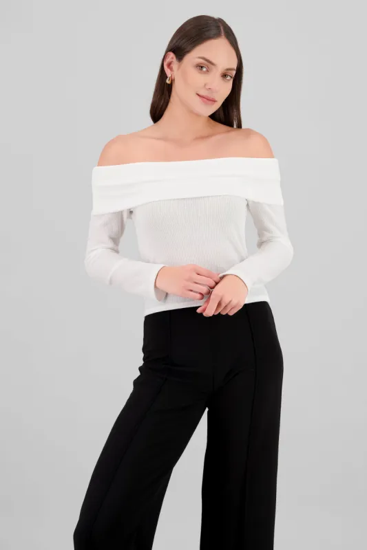 Top manga larga off shoulder detalle brillos sold by Shasa