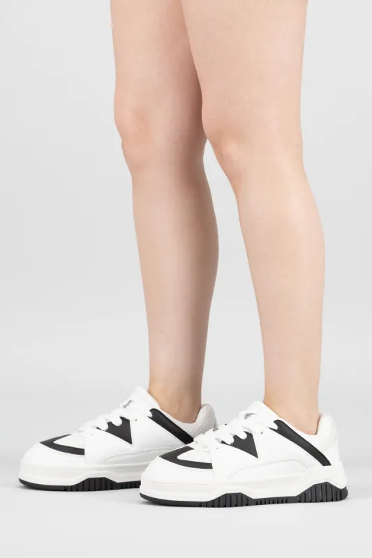 Tenis chunky contrastes sold by Shasa