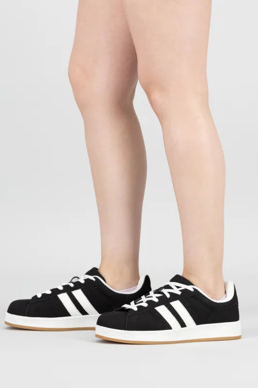 Tenis skater suede rayas sold by Shasa