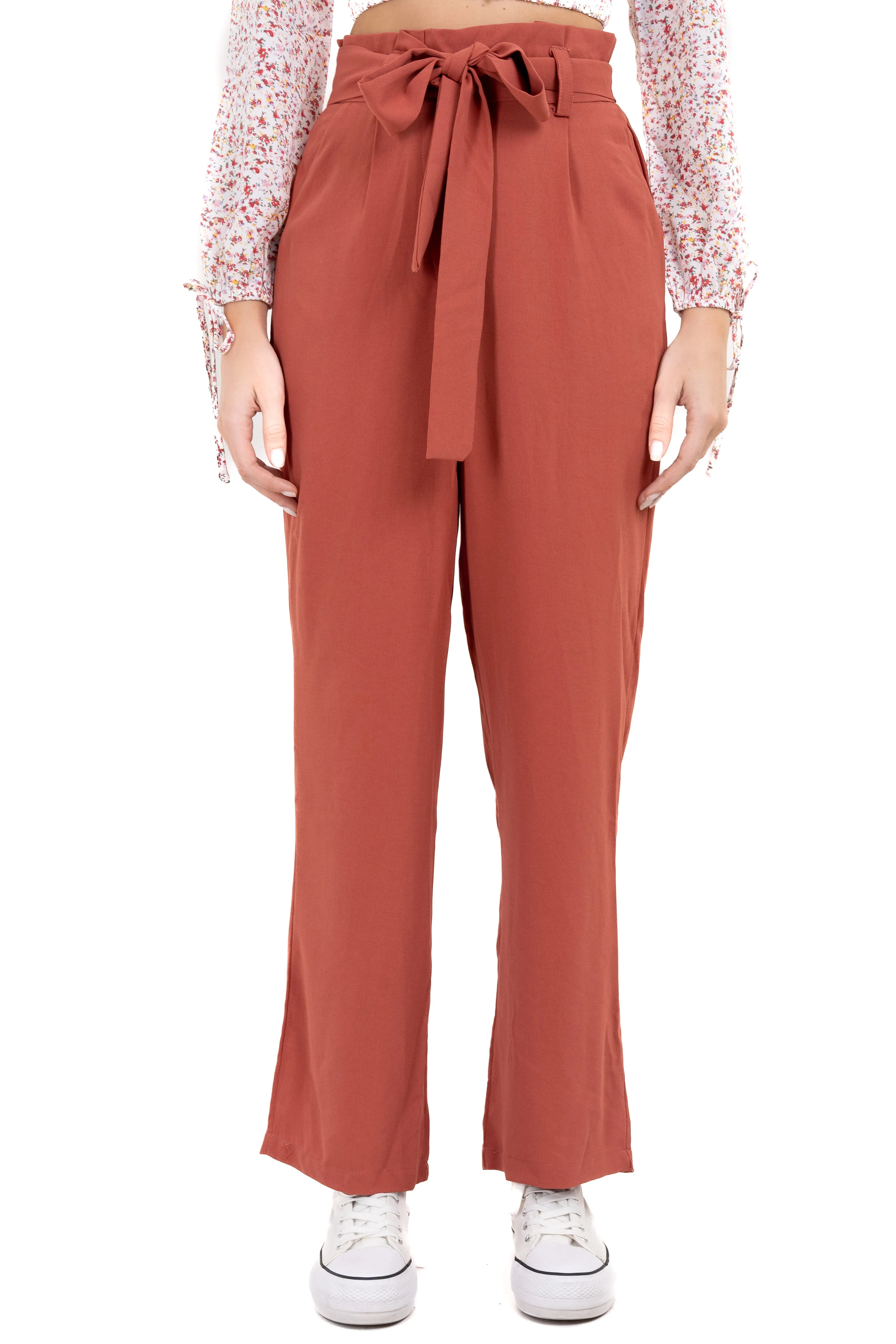 Pantalón paper bag moño sold by Shasa