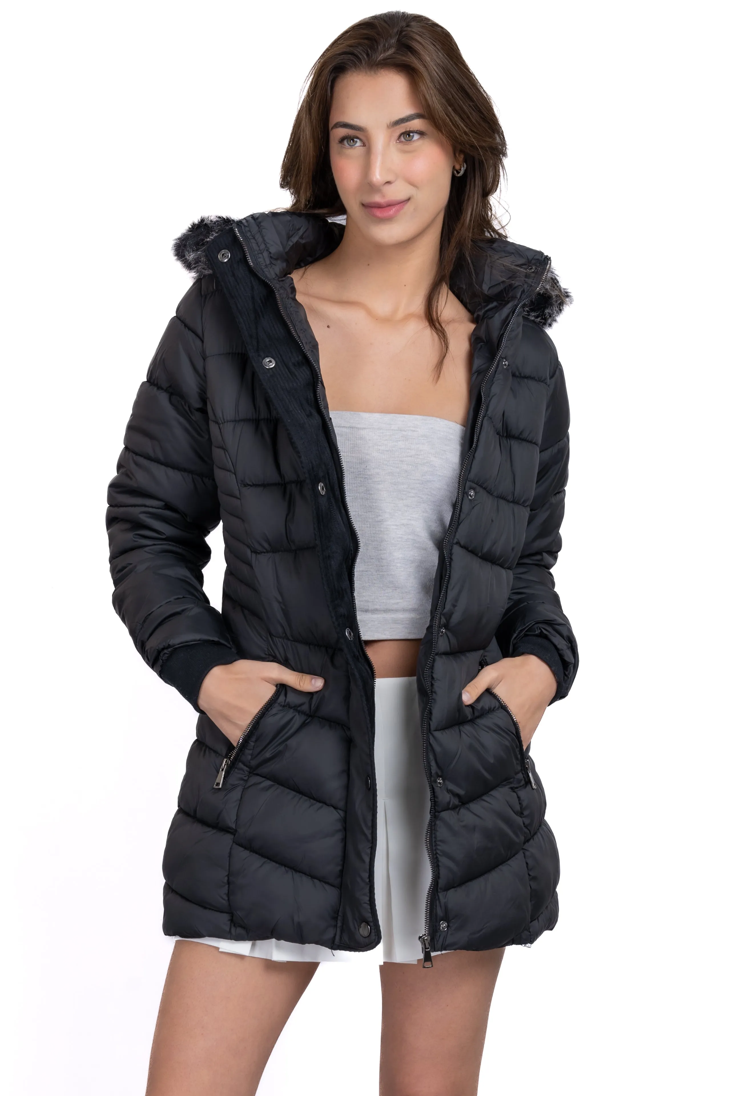 Chamarra capitonada larga sold by Shasa