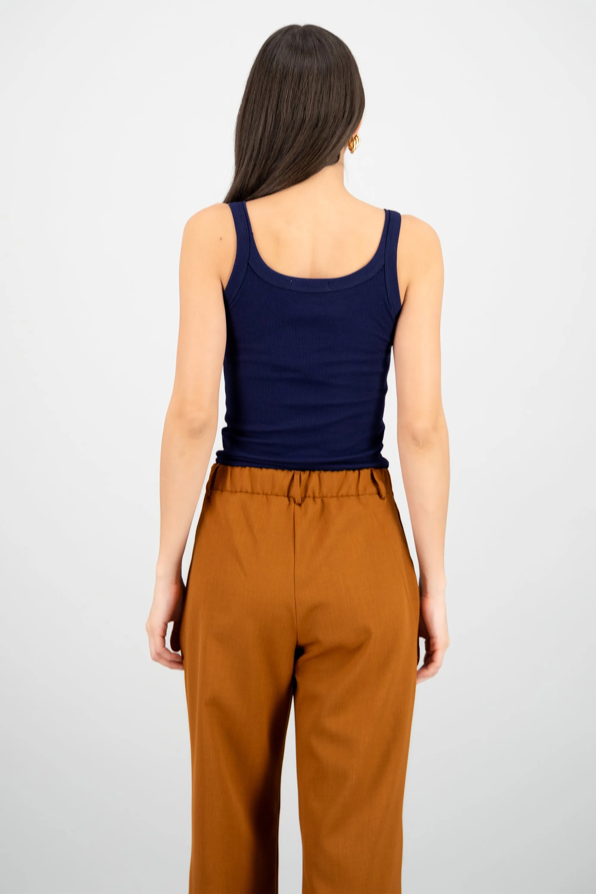 Top sin manga cuello redondo detalle rib sold by Shasa product image thumbnail 4