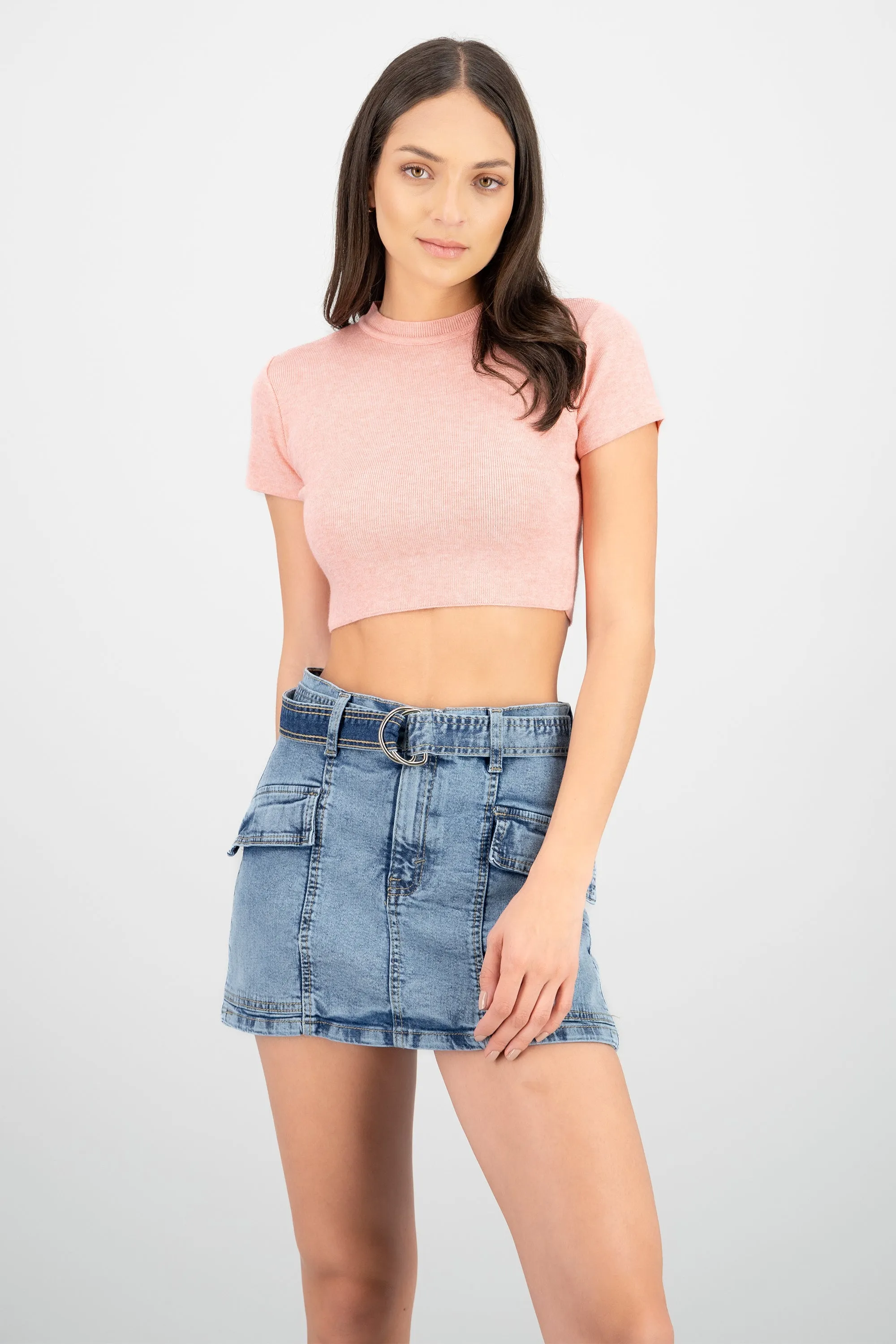 Top crop tejido manga corta sold by Shasa