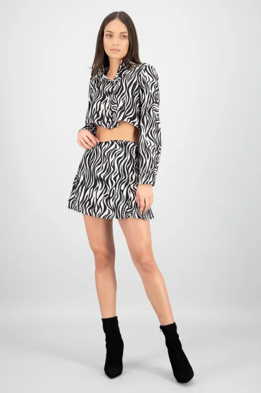 Mini falda animal print z sold by Shasa