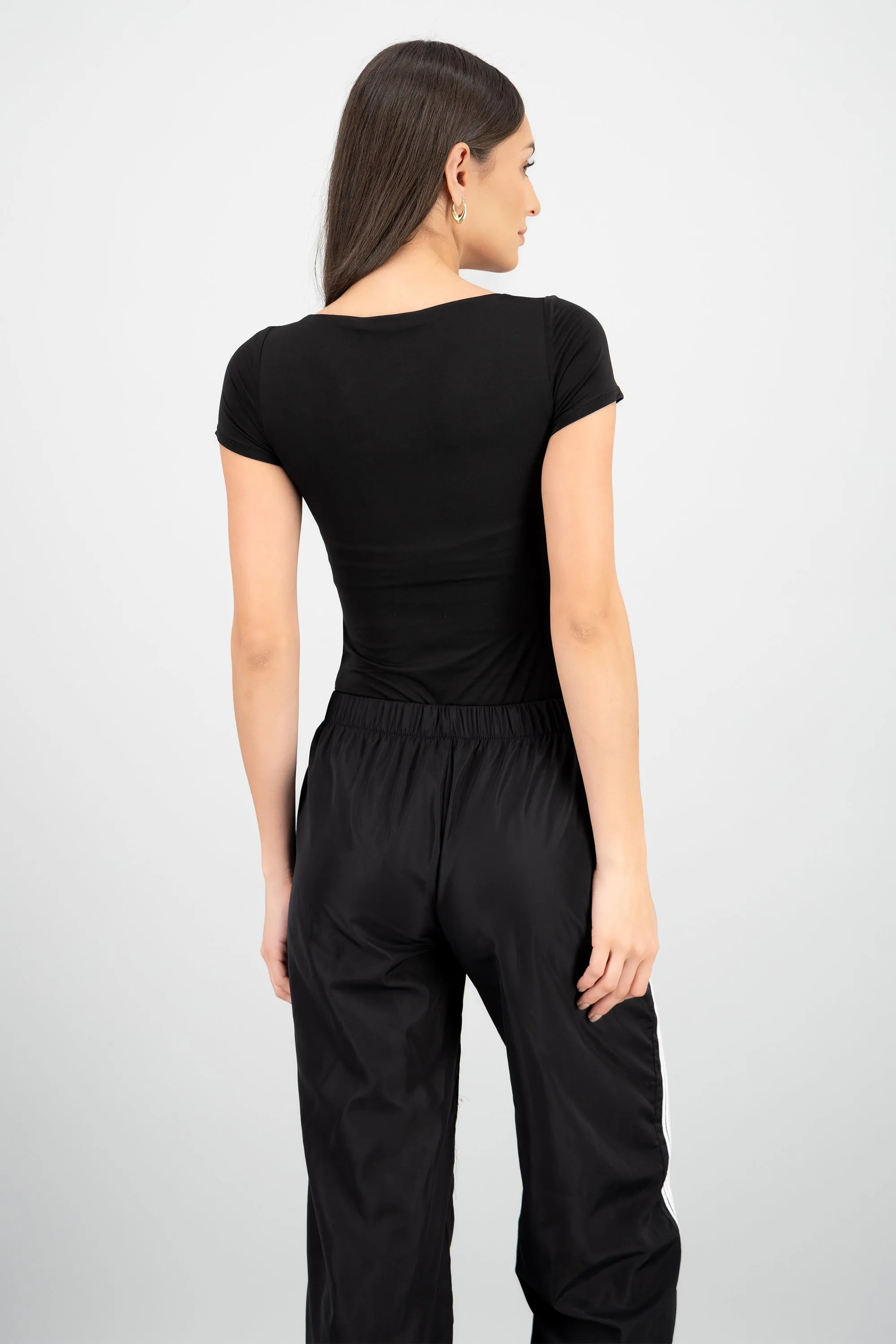 Body manga corta escote cuadrado sold by Shasa product image thumbnail 4