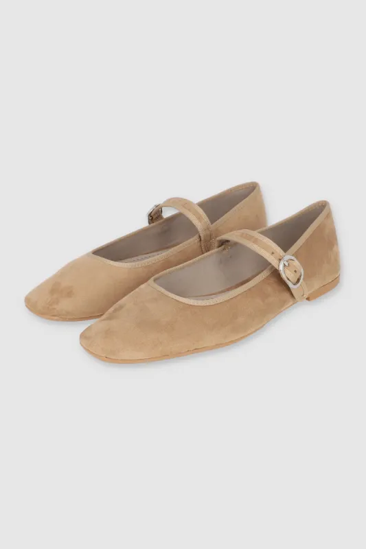 Flat mary jane contrastes bies sold by Shasa
