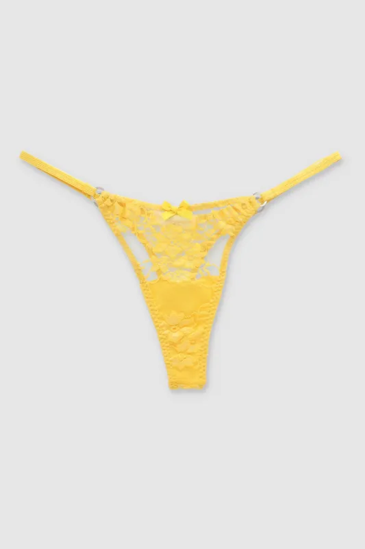 Tanga detalle lateral encaje sold by Shasa