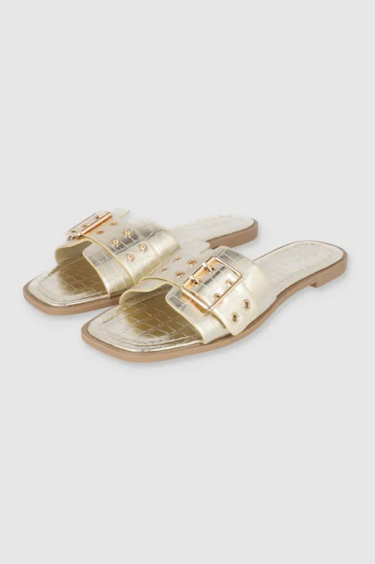 Sandalia tira ancha hebilla eyelets sold by Shasa