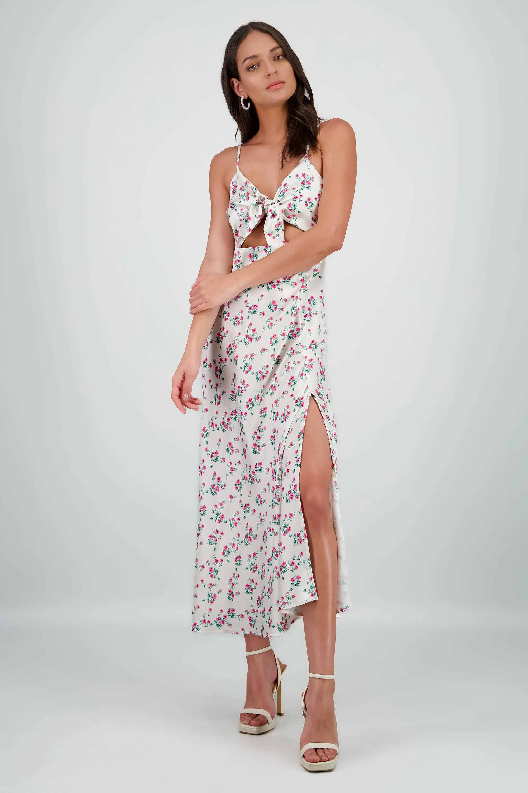 Vestido midi satin flores sold by Shasa