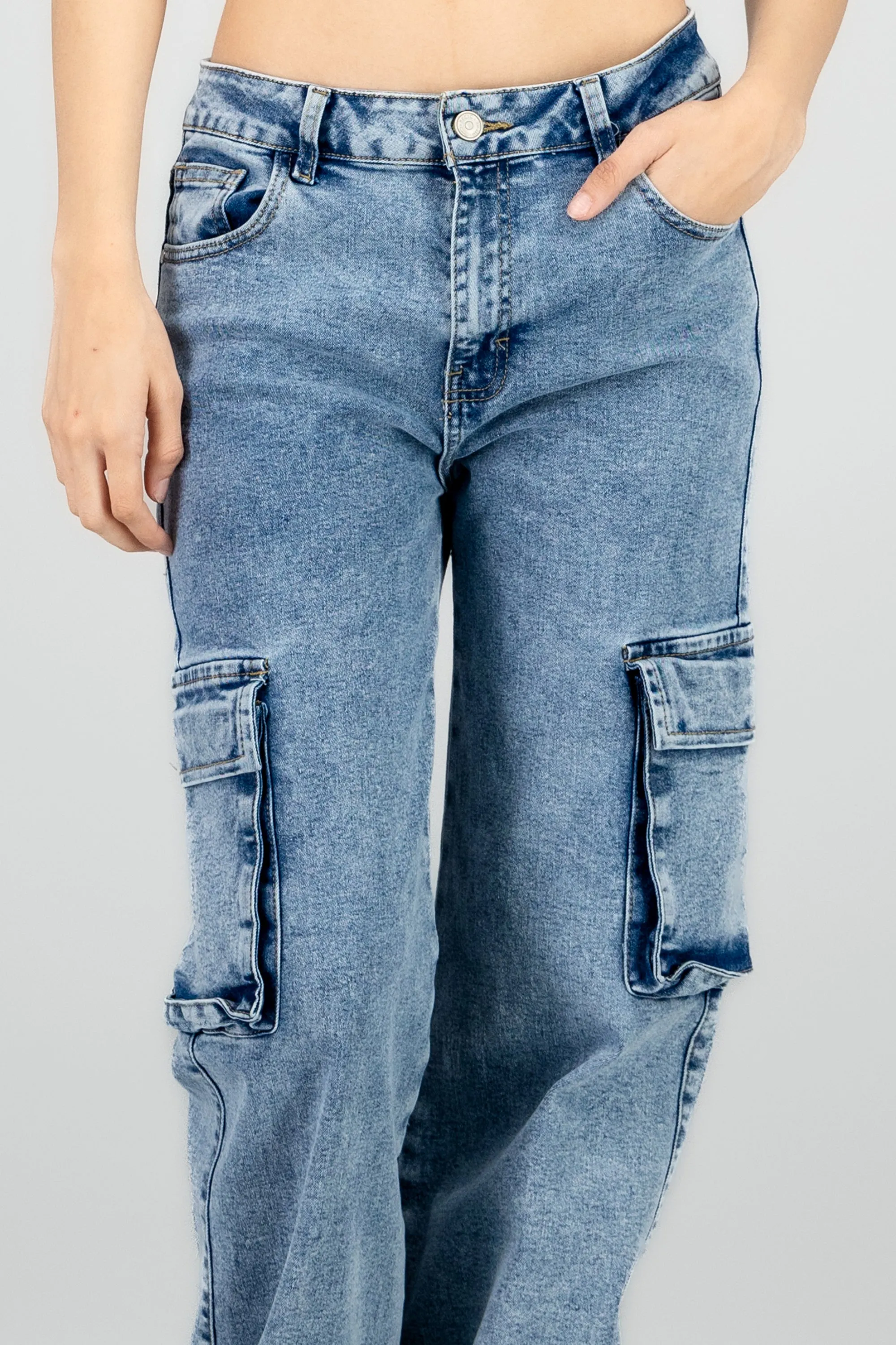 Jeans cargo 2 bolsas simétrico sold by Shasa product image thumbnail 5