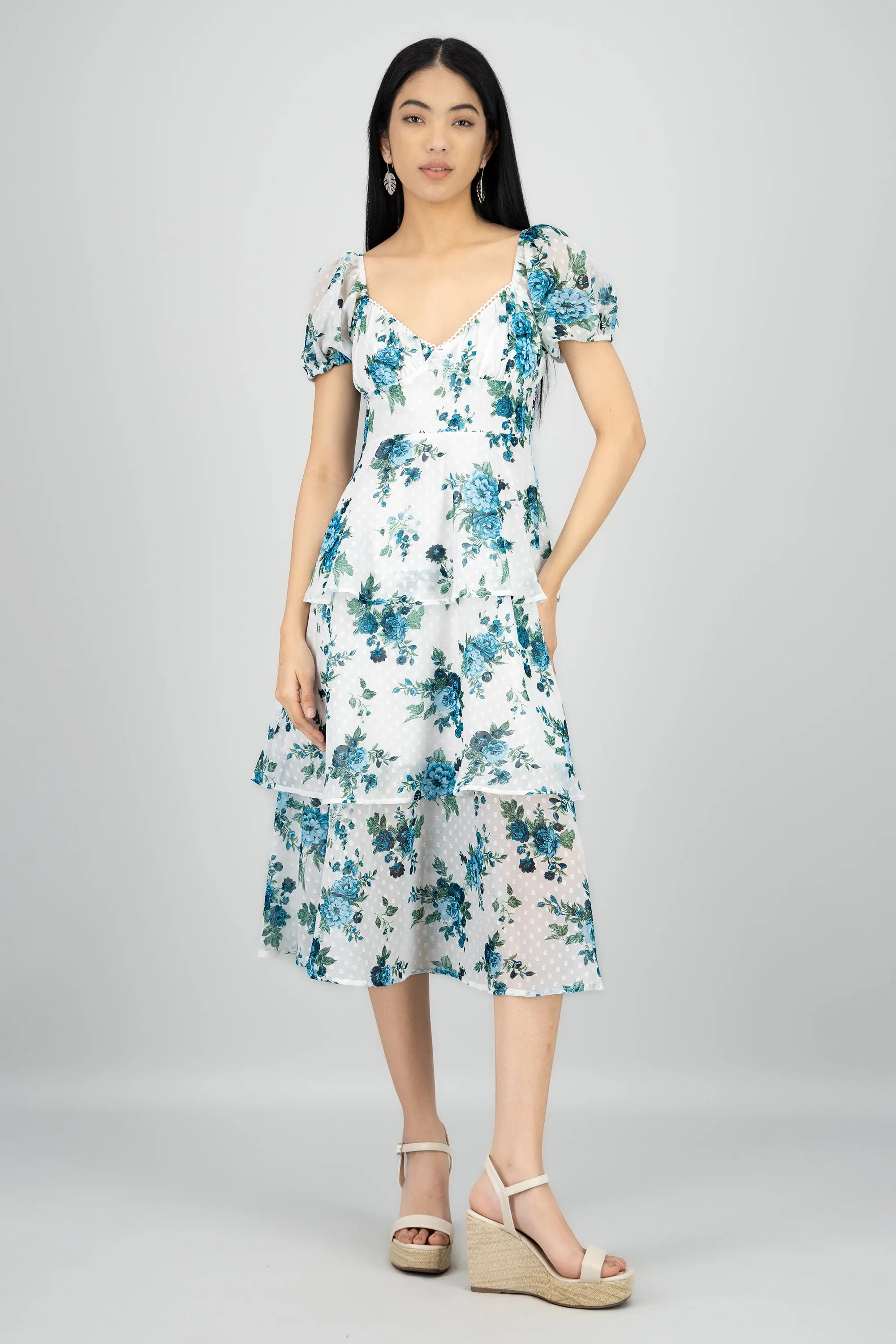 Vestido maxi flores con capas sold by Shasa