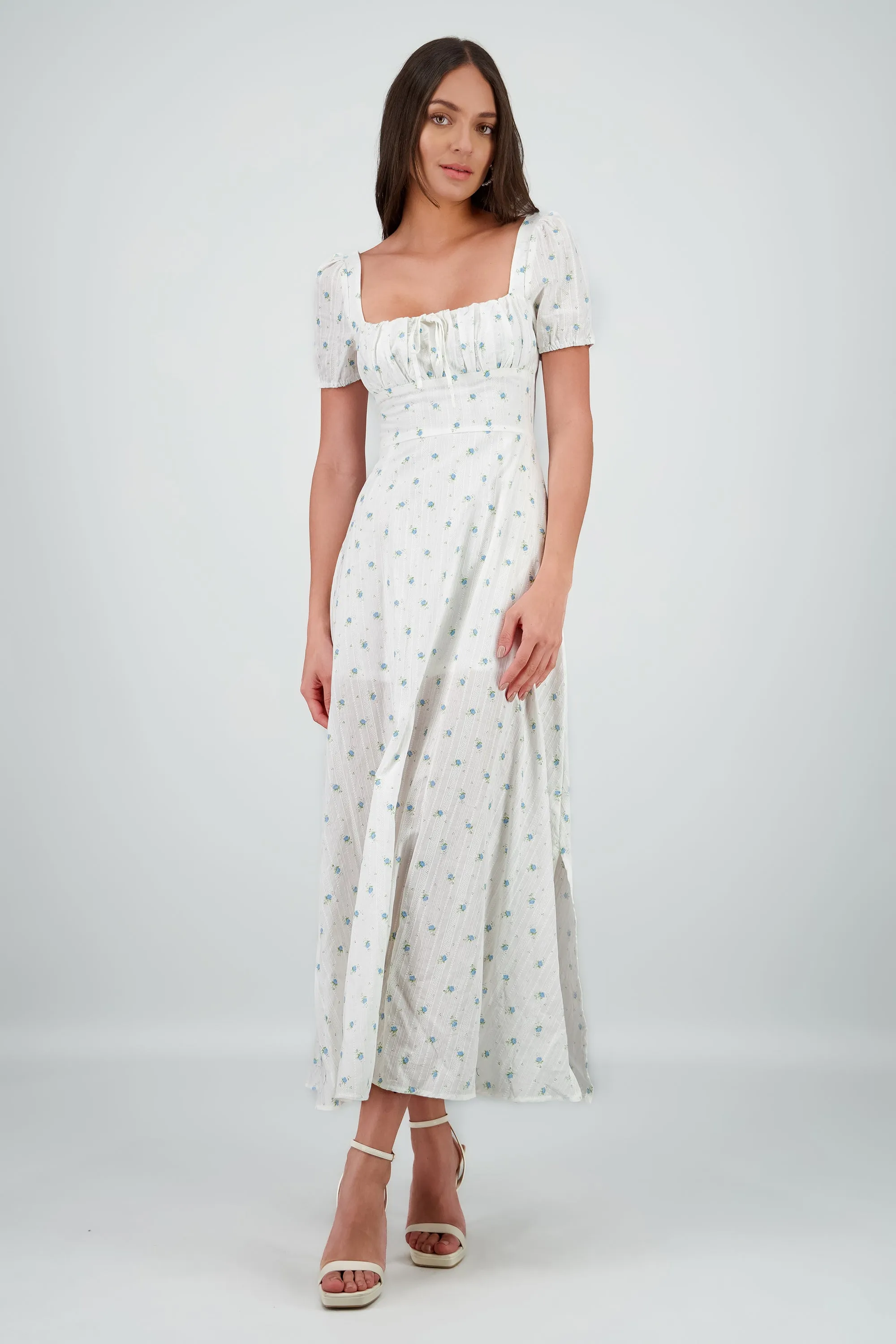 Vestido maxi flores con lineas bordadas sold by Shasa