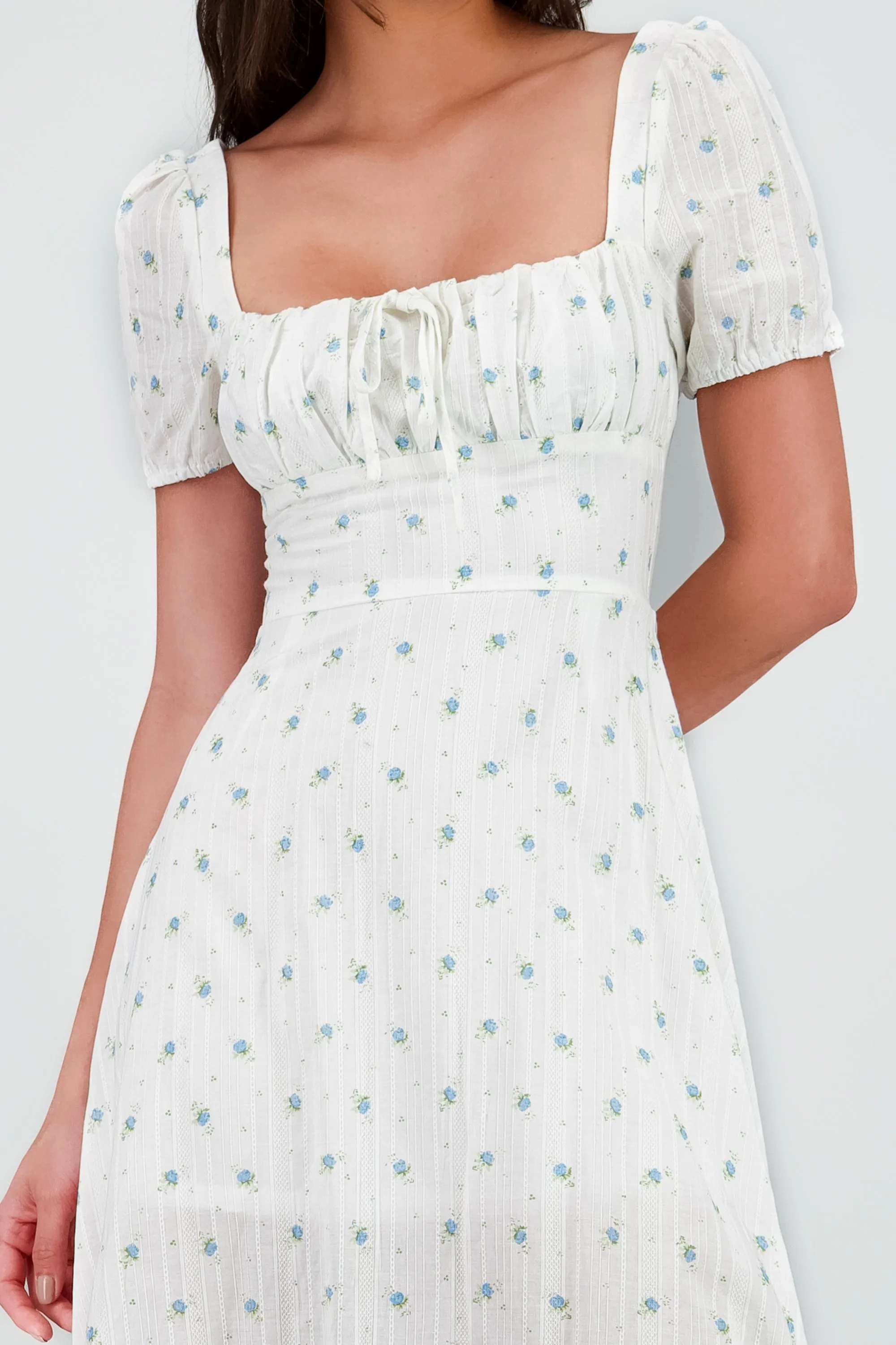 Vestido maxi flores con lineas bordadas sold by Shasa product image thumbnail 5