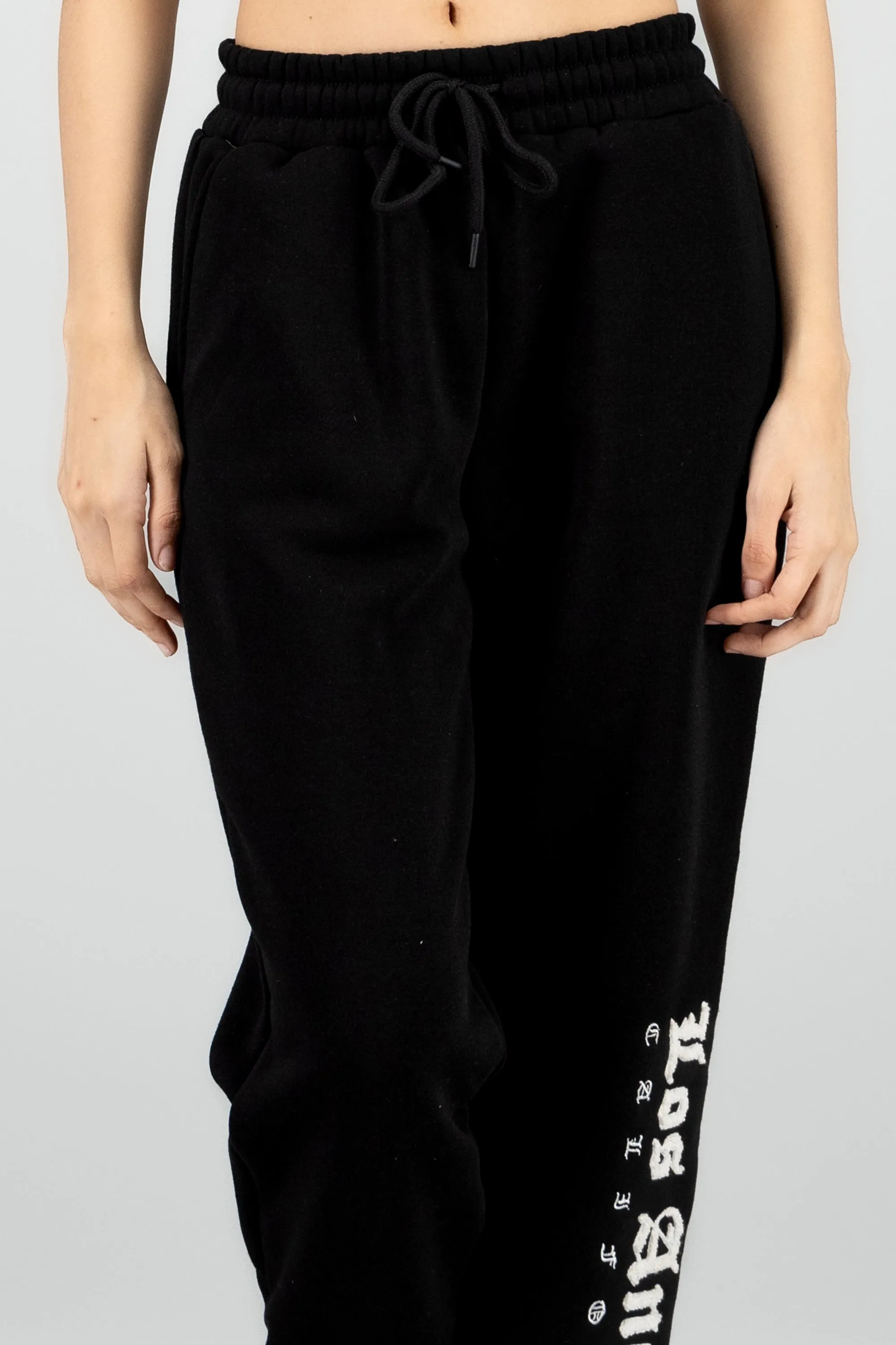 Pants estampado los angeles sold by Shasa product image thumbnail 5