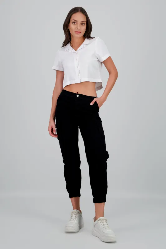 Jeans cargo monocolor sold by Shasa