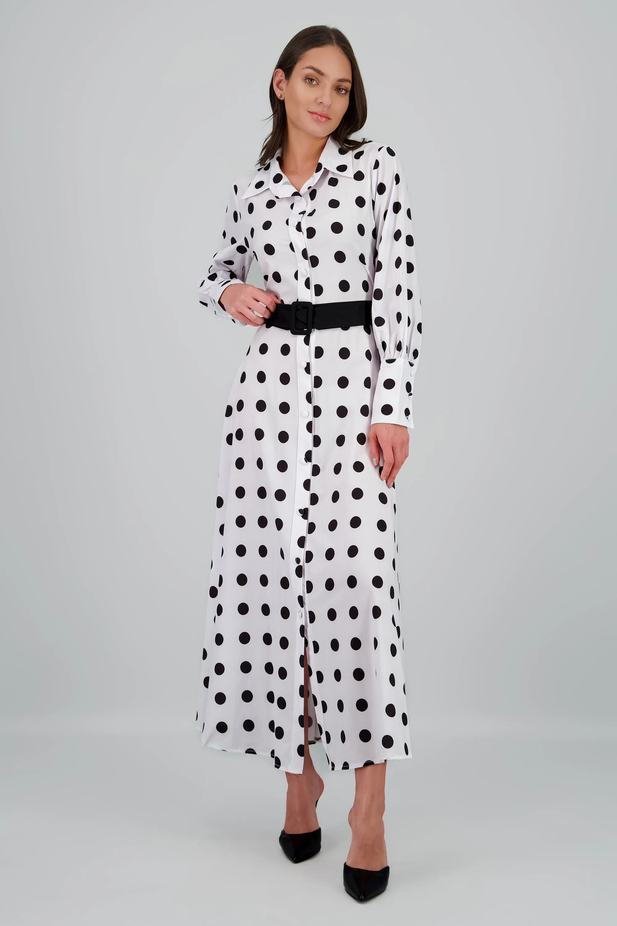 Maxi vestido estampado polkas cinturon sold by Shasa