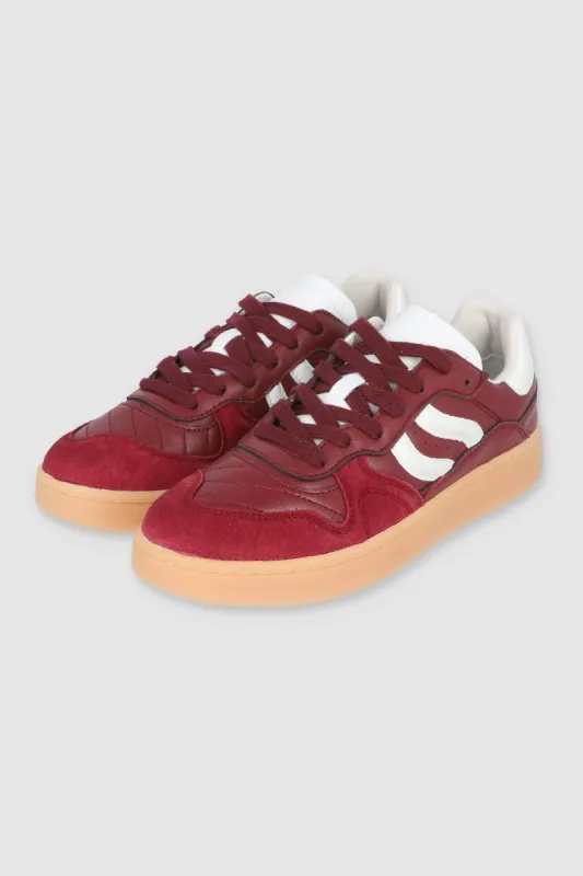 Tenis retro ondas gamuza sold by Shasa