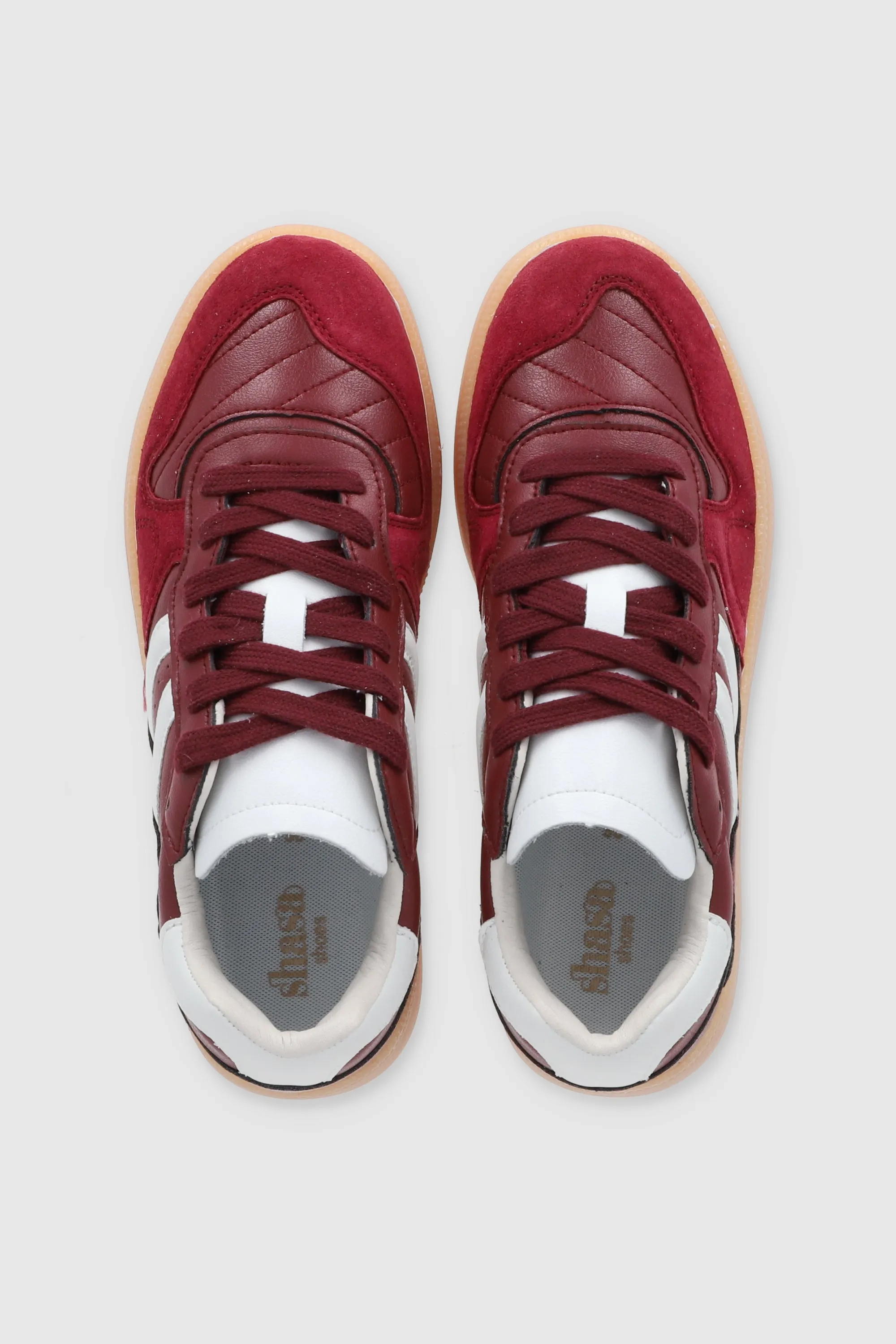 Tenis retro ondas gamuza sold by Shasa product image thumbnail 2