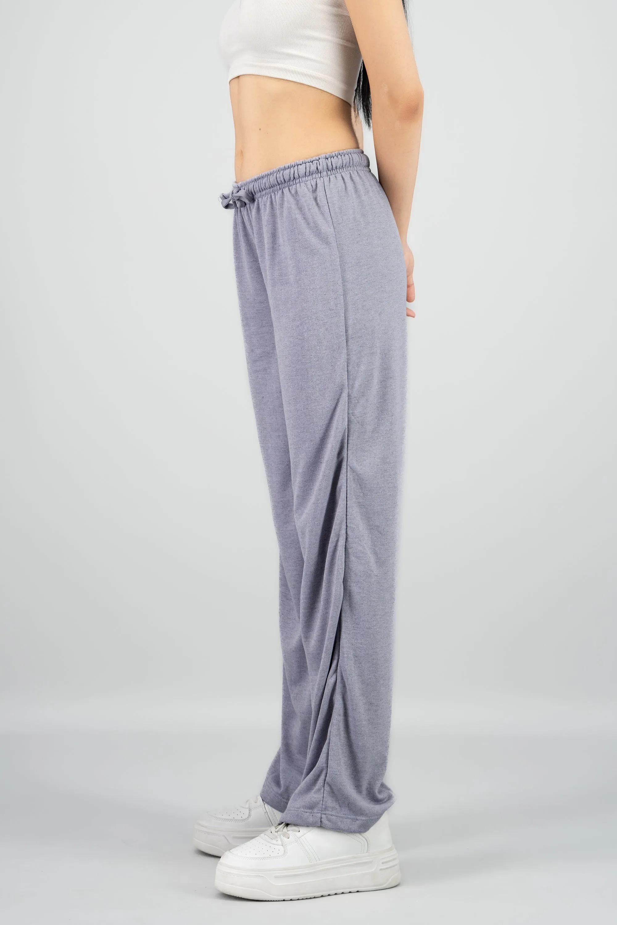 Pantalon flare suave liso sold by Shasa product image thumbnail 3