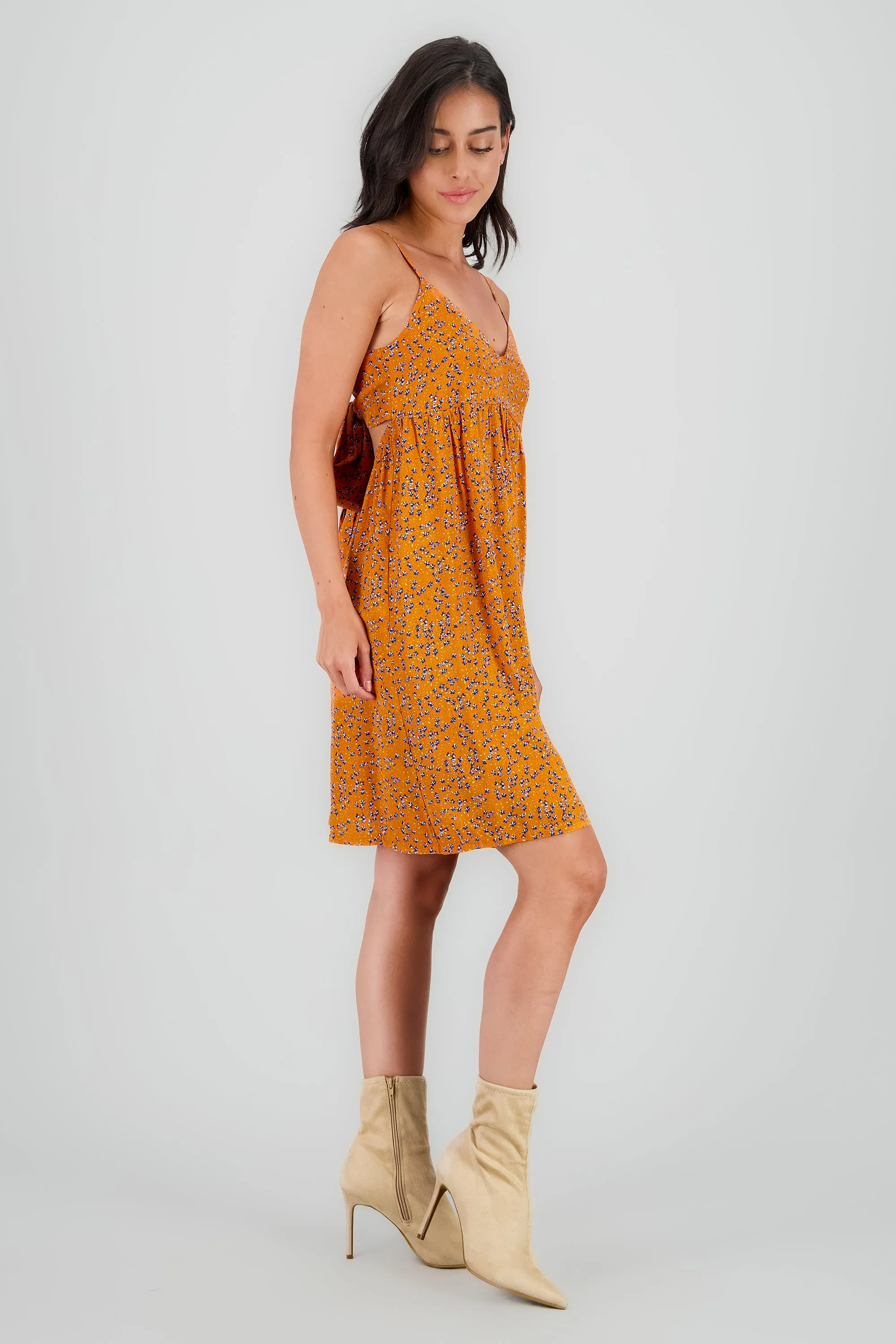 Vestido midi escote v tirantes sold by Shasa product image thumbnail 3