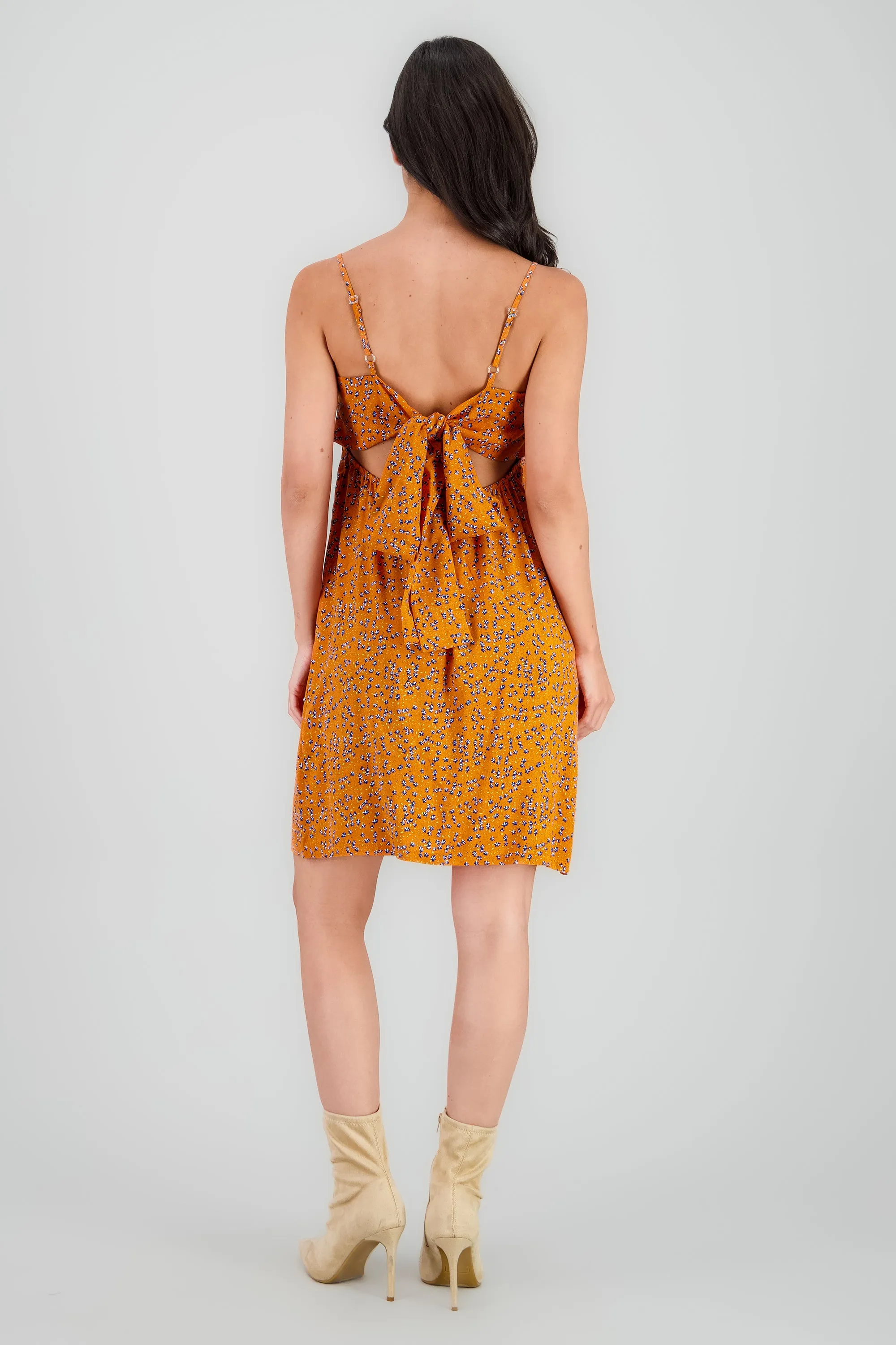 Vestido midi escote v tirantes sold by Shasa product image thumbnail 4