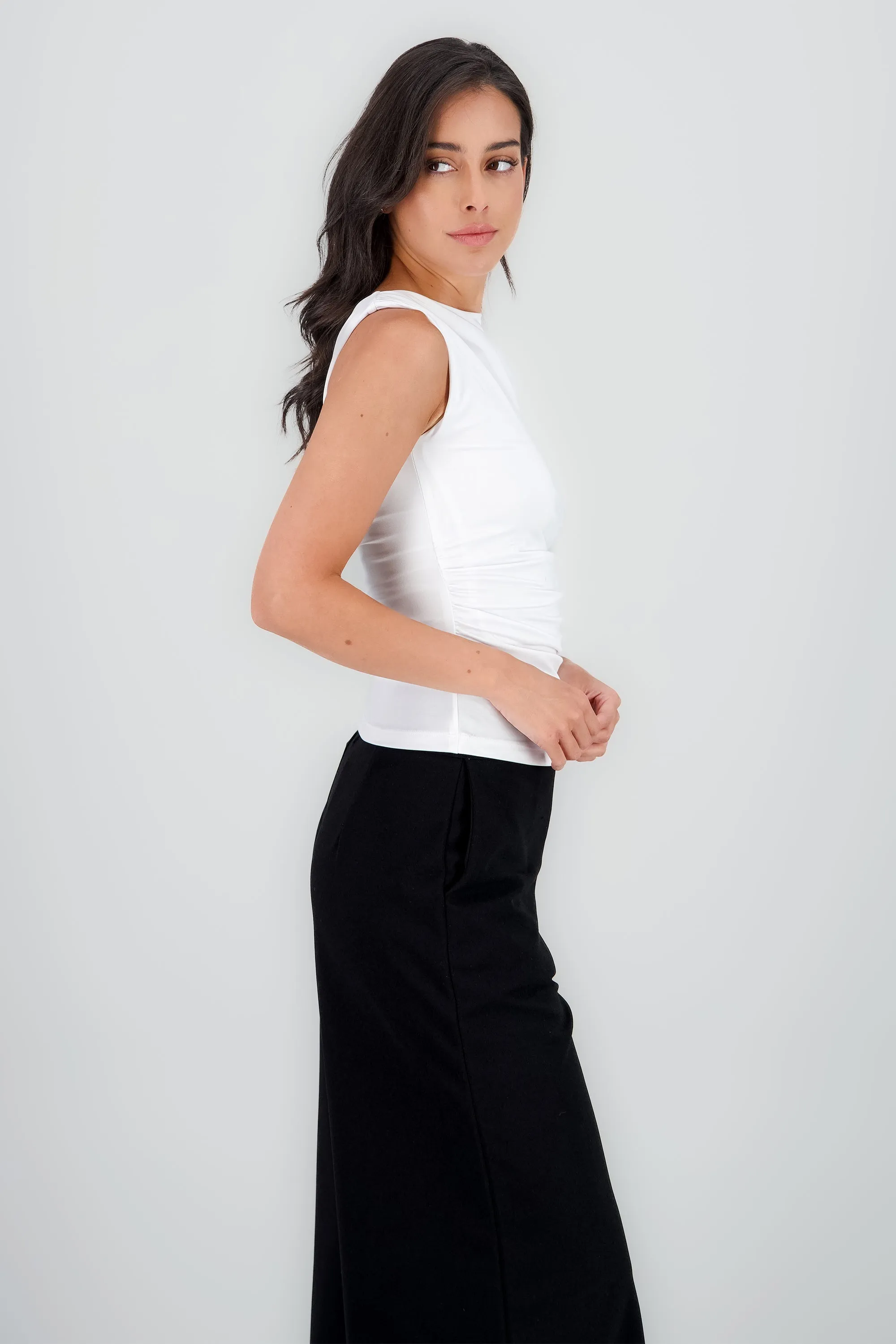 Top plisado hombro liso sold by Shasa product image thumbnail 3
