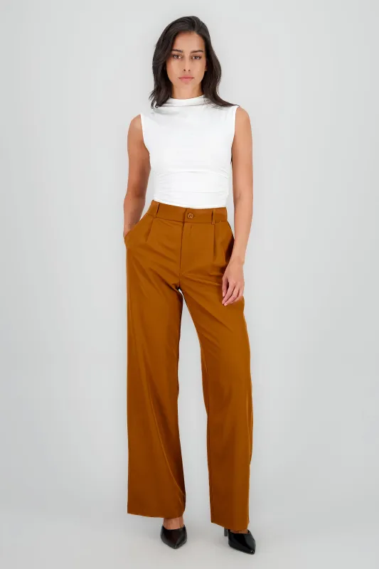 Pantalón Recto Pinzas Bolsillos sold by Shasa