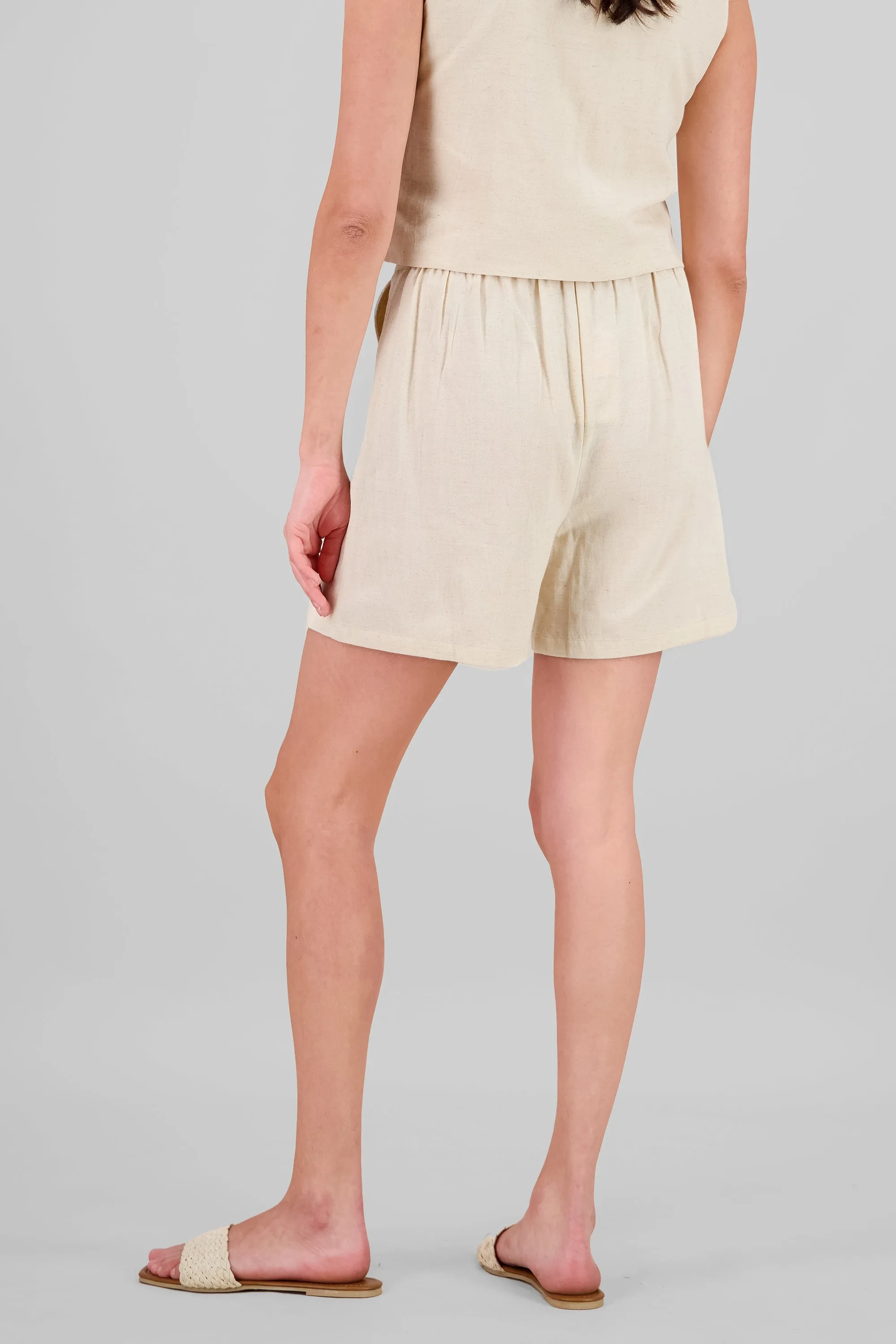 Short pinzas liso sold by Shasa product image thumbnail 4