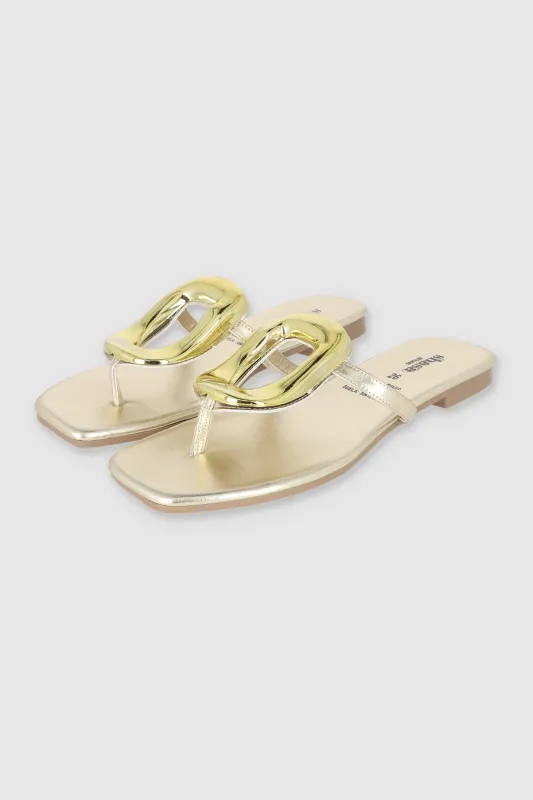 Sandalia detalle hebilla ovalo sold by Shasa