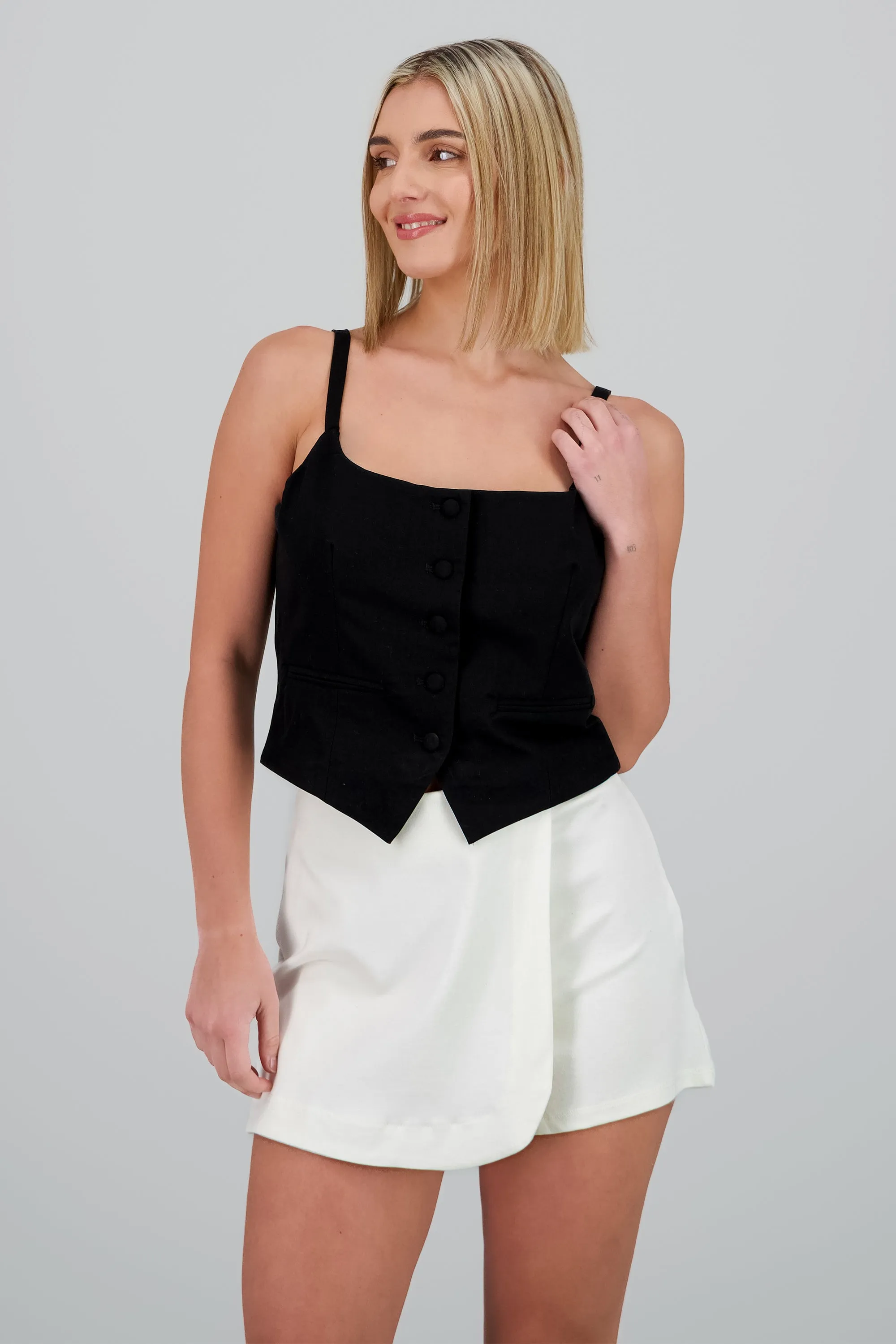 Chaleco tirantes escote cuadrado sold by Shasa product image thumbnail 2