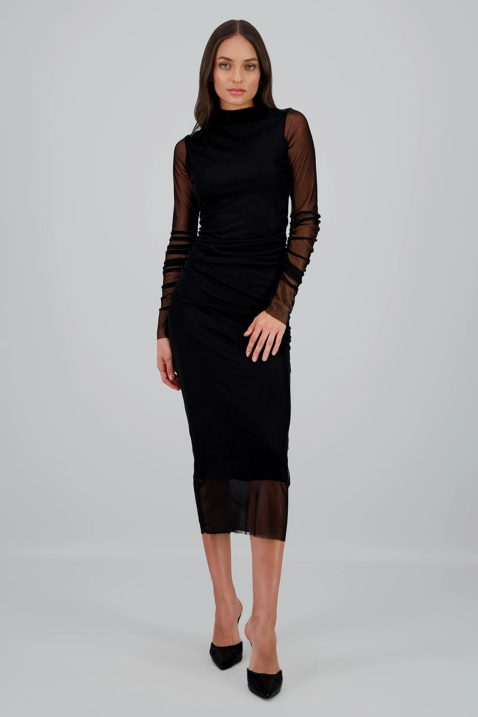 Vestido mesh maxi manga larga sold by Shasa