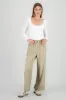 Pantalon recto detalle linea costado resorte sold by Shasa