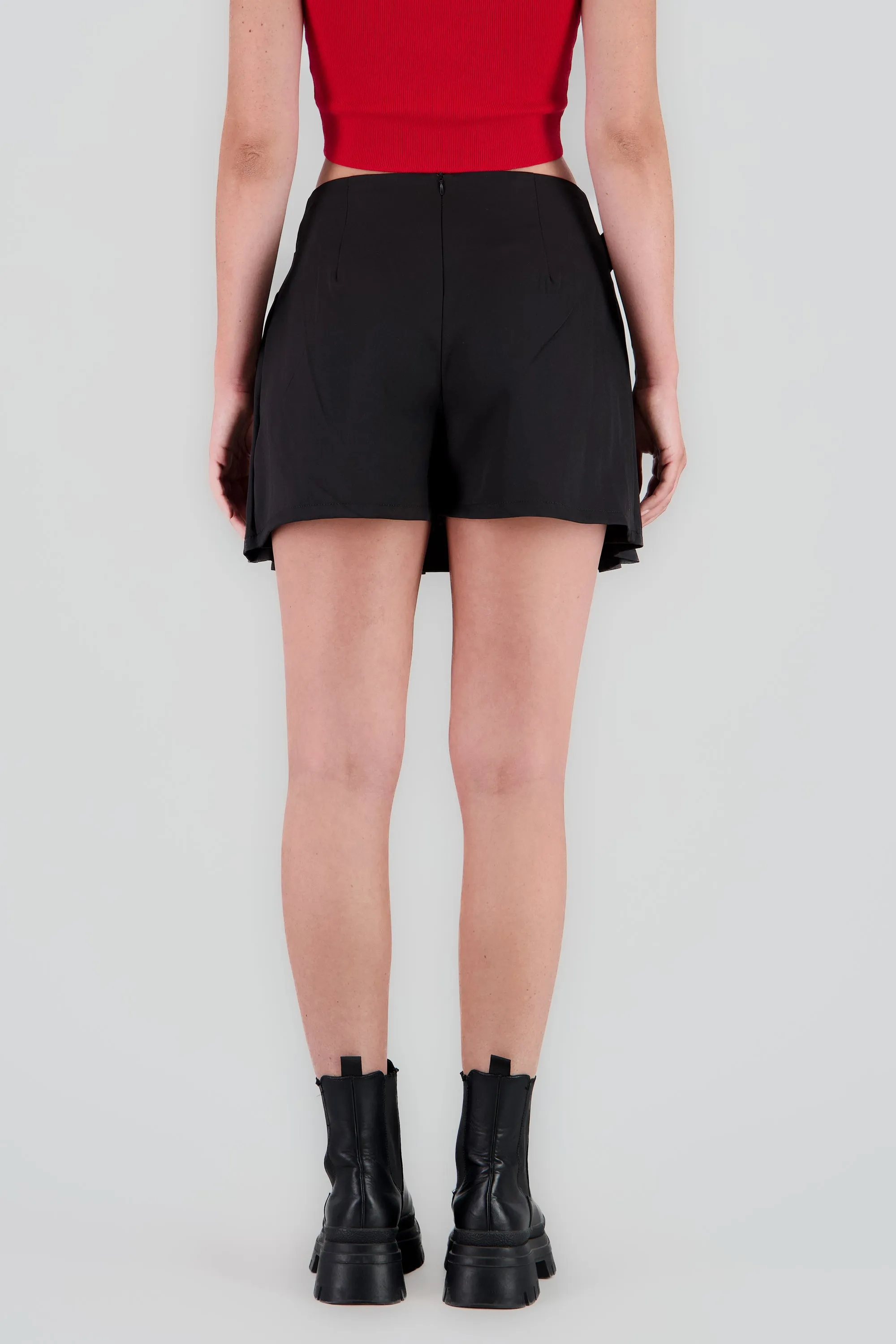 Falda mini tableada detalle cinturon sold by Shasa product image thumbnail 4