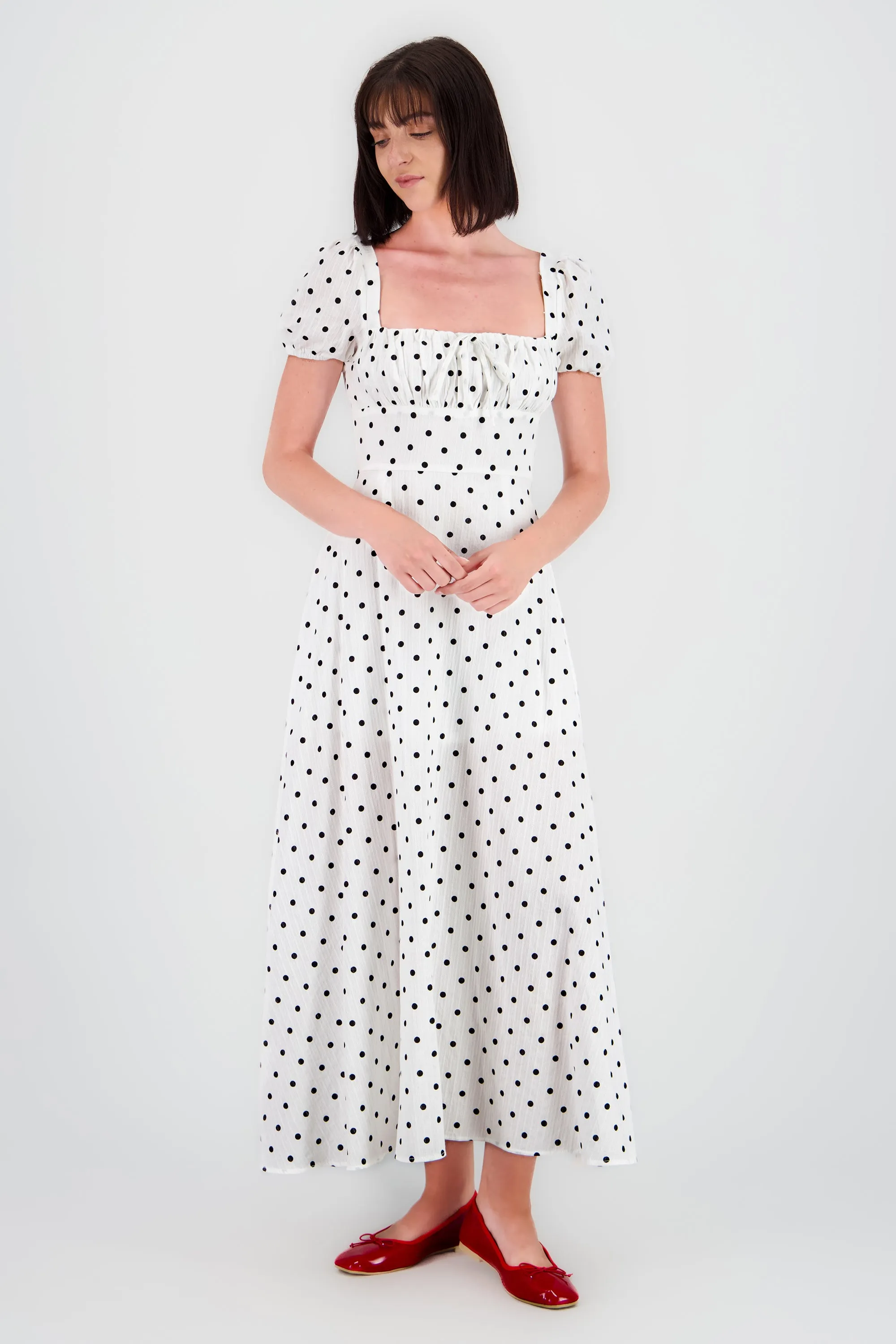 Vestido midi estampado polka sold by Shasa