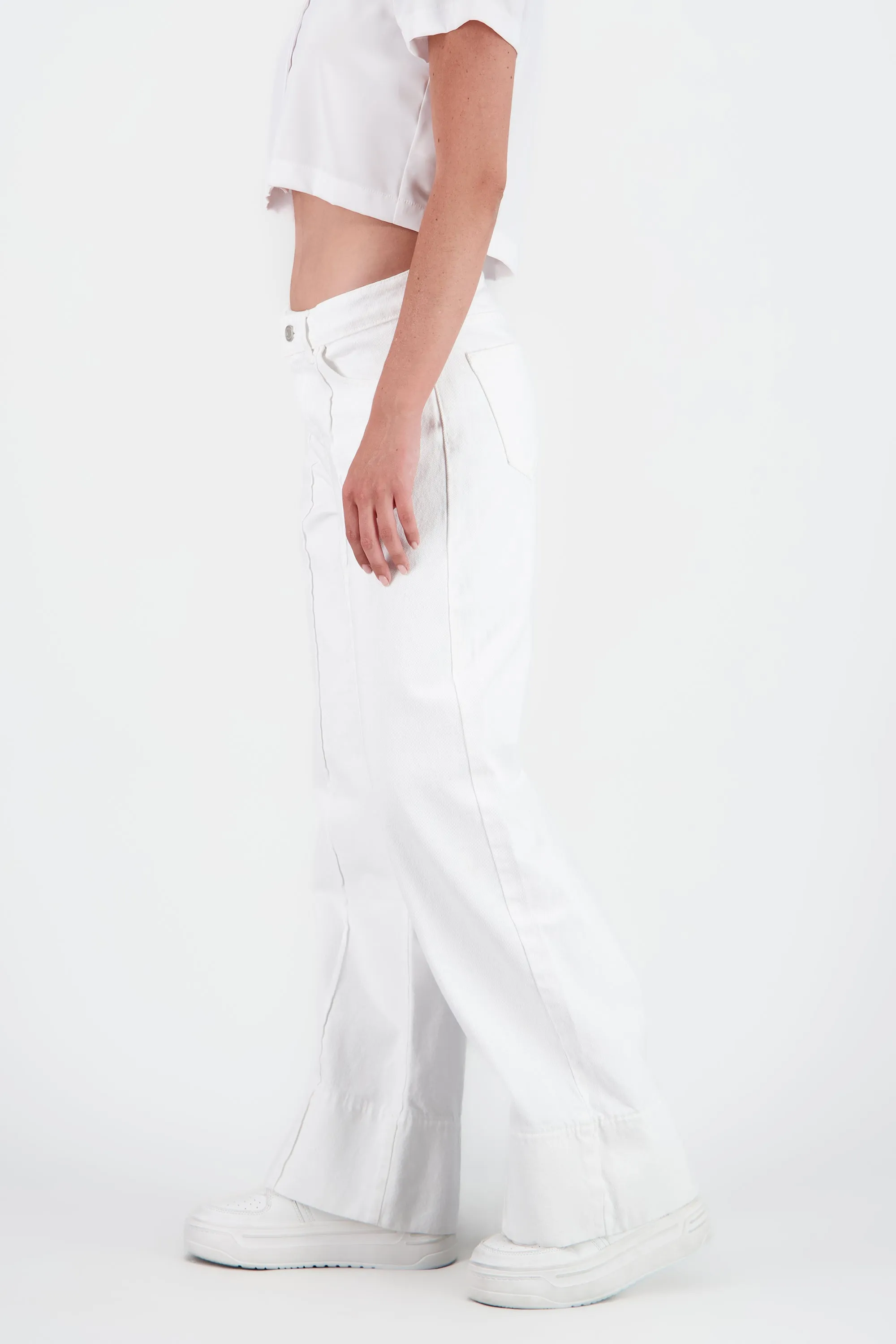 Jeans wide leg corte y doblez sold by Shasa product image thumbnail 3