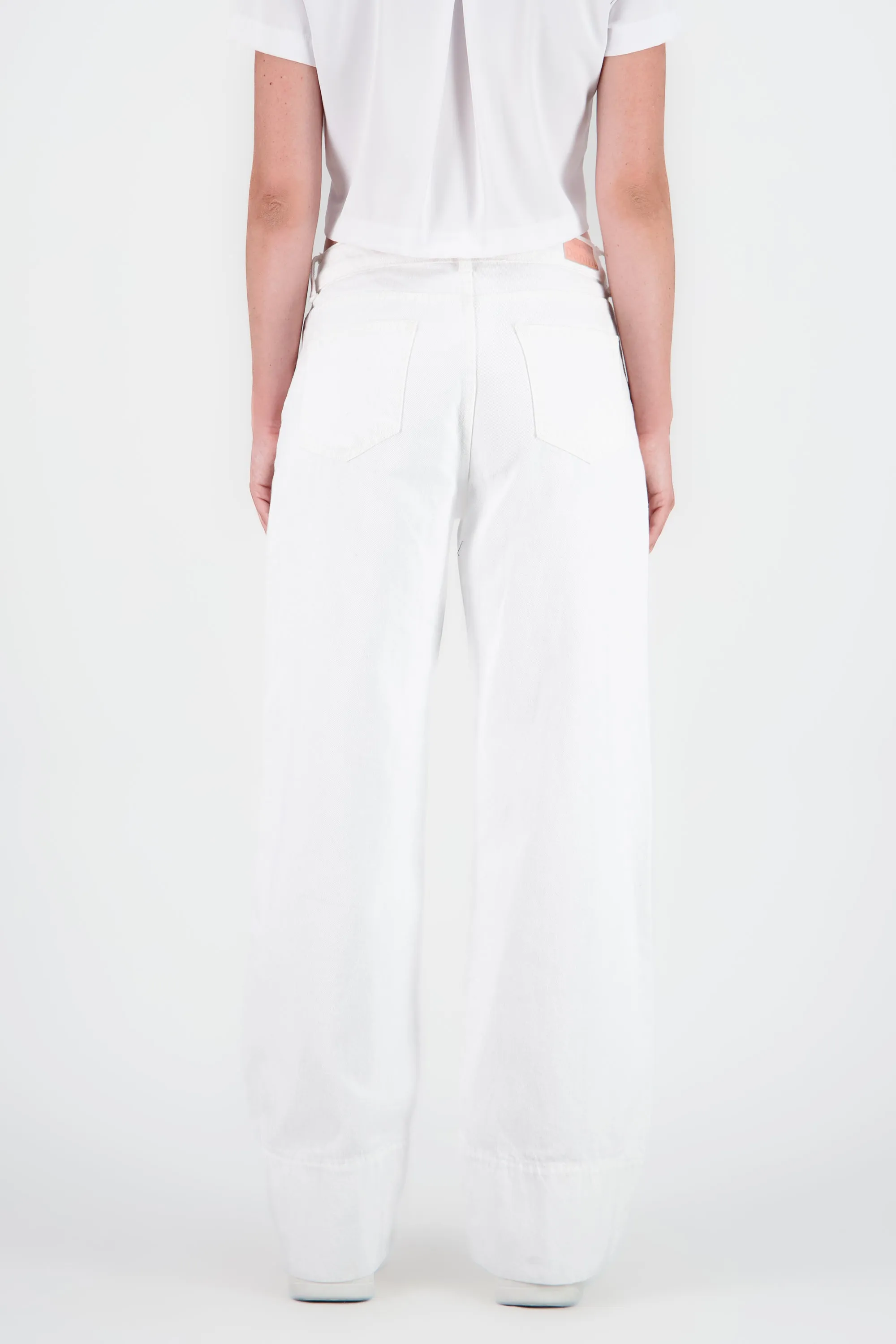 Jeans wide leg corte y doblez sold by Shasa product image thumbnail 4