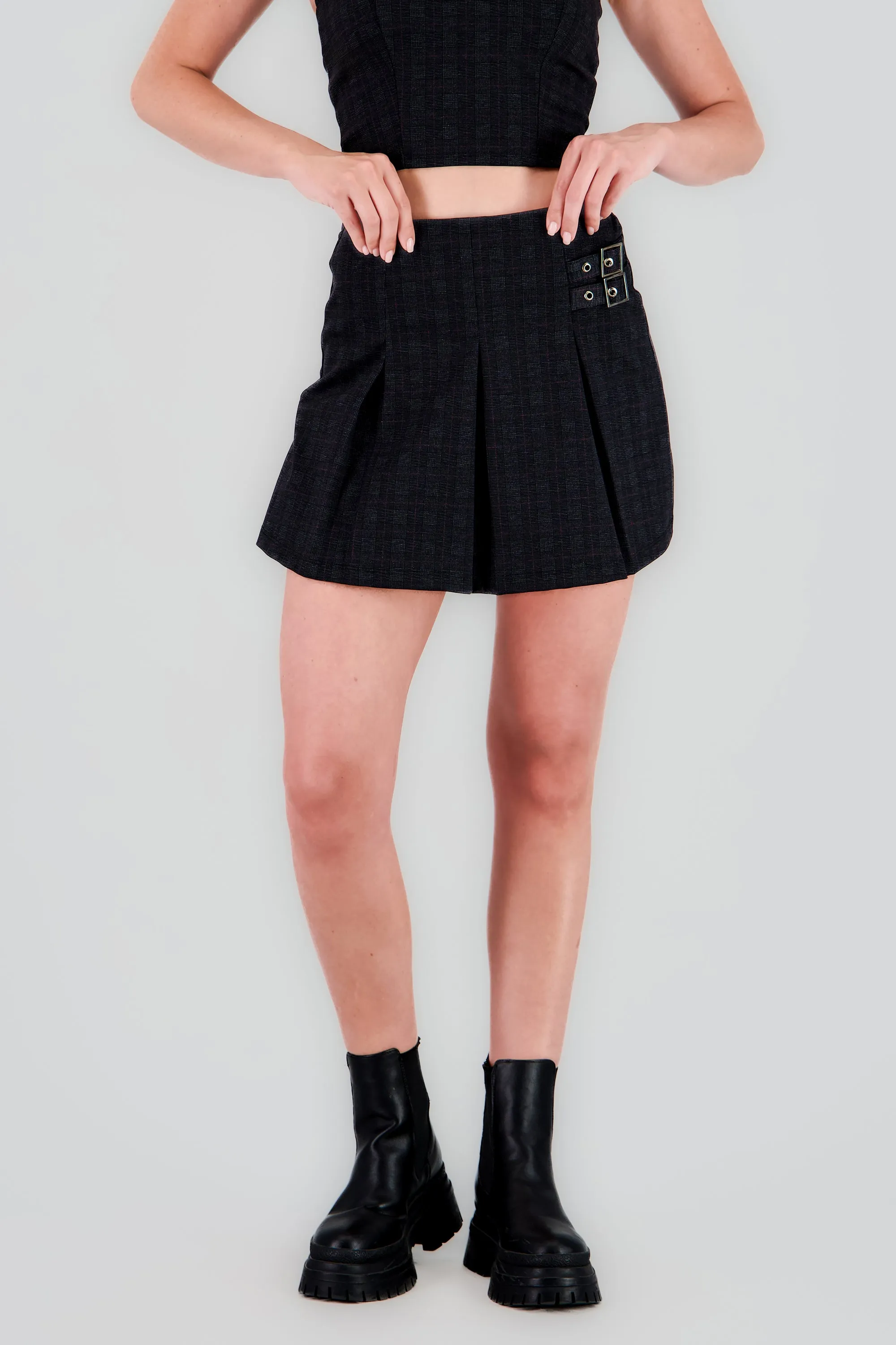 Falda mini detalle doble hevilla sold by Shasa product image thumbnail 2