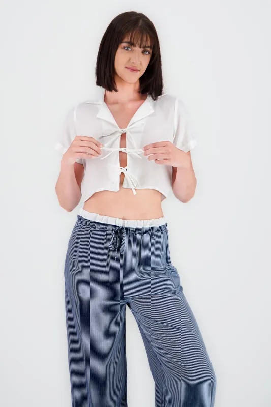 Camisa crop detalle lazo sold by Shasa