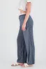 Pantalon rayas detalle jareta sold by Shasa
