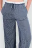 Pantalon rayas detalle jareta sold by Shasa