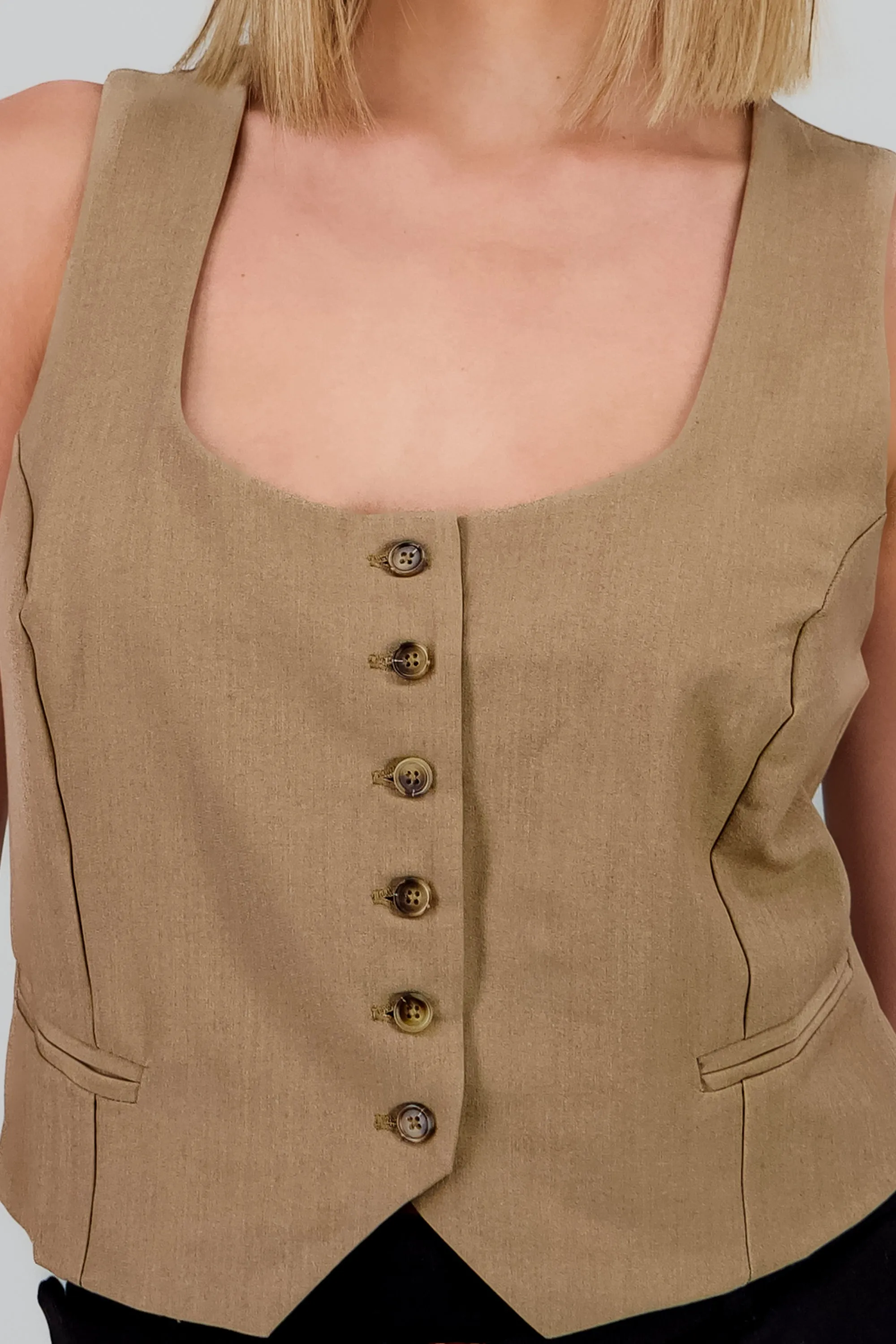 Chaleco sastre con botones sold by Shasa product image thumbnail 5