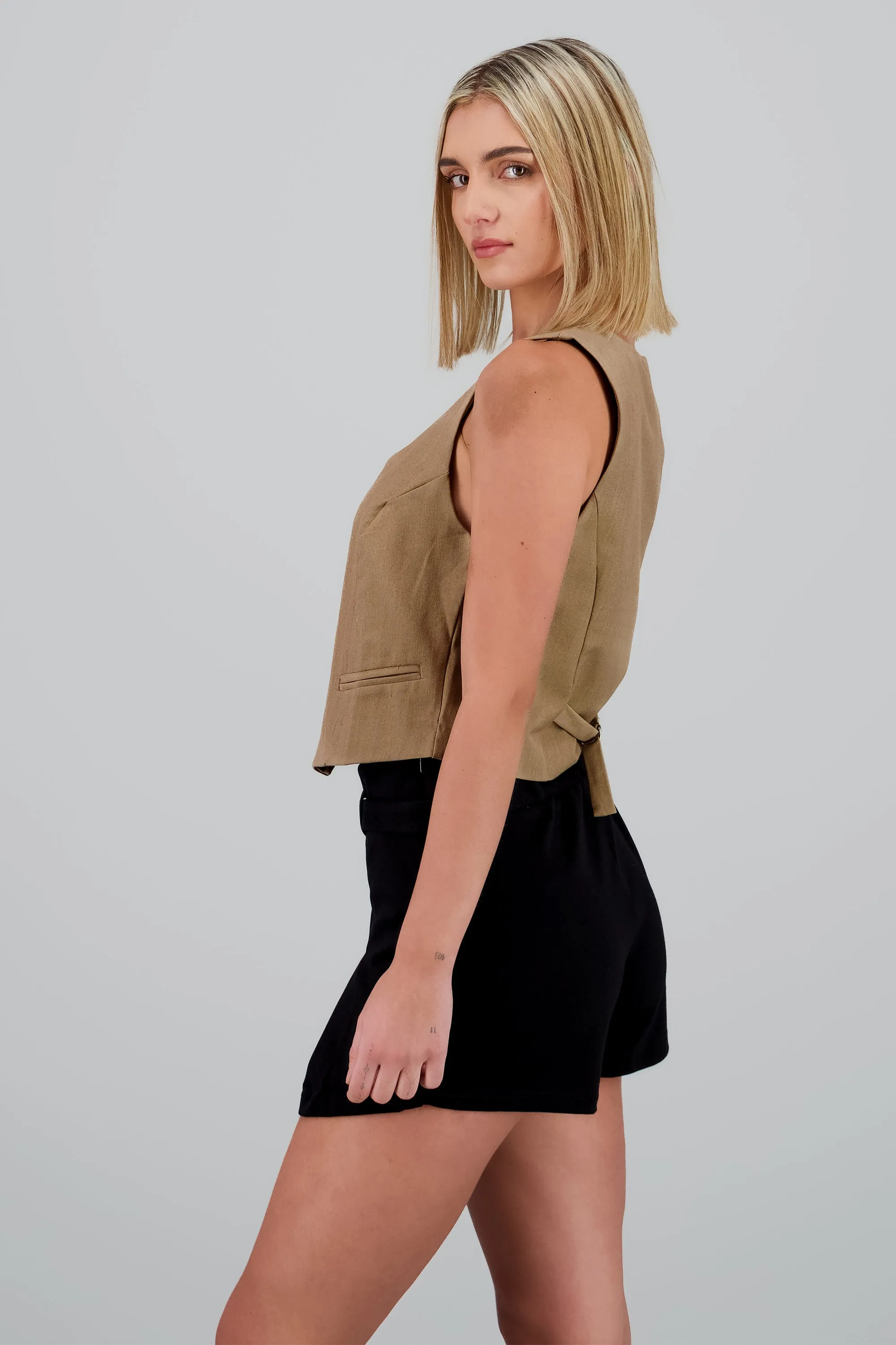 Chaleco sastre con botones sold by Shasa product image thumbnail 3