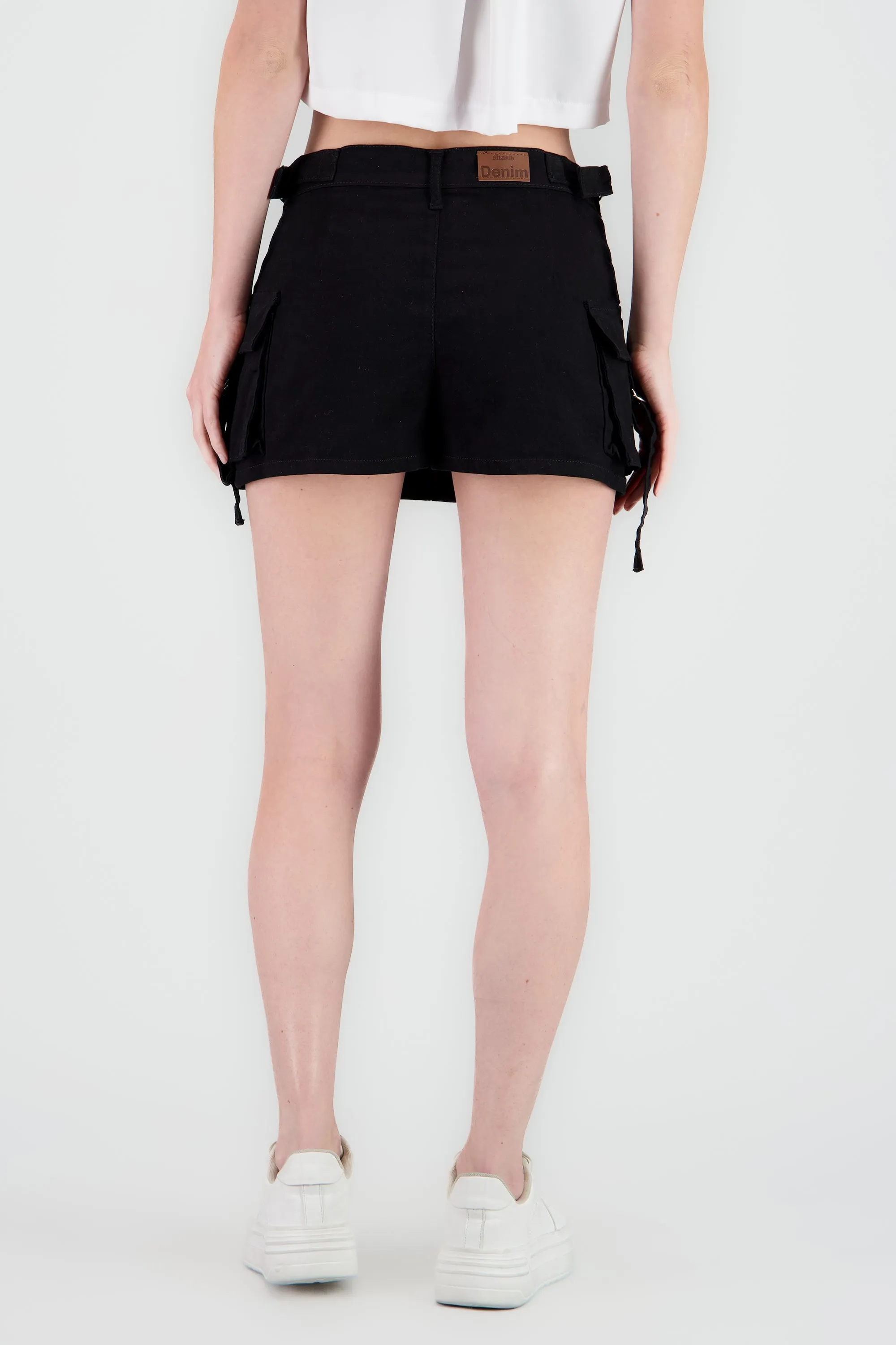 Falda short cargo tiras ajustables sold by Shasa product image thumbnail 4