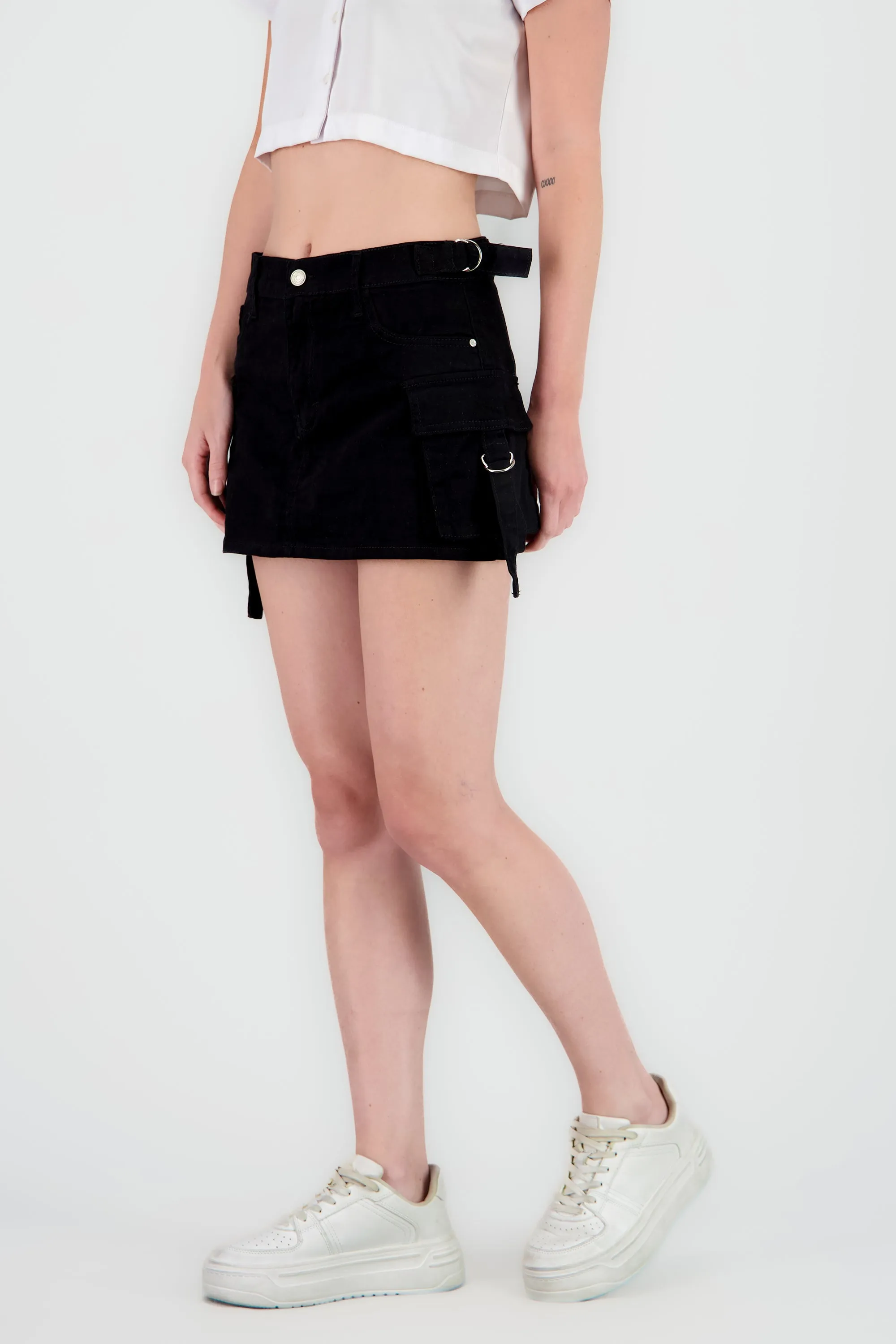 Falda short cargo tiras ajustables sold by Shasa product image thumbnail 3