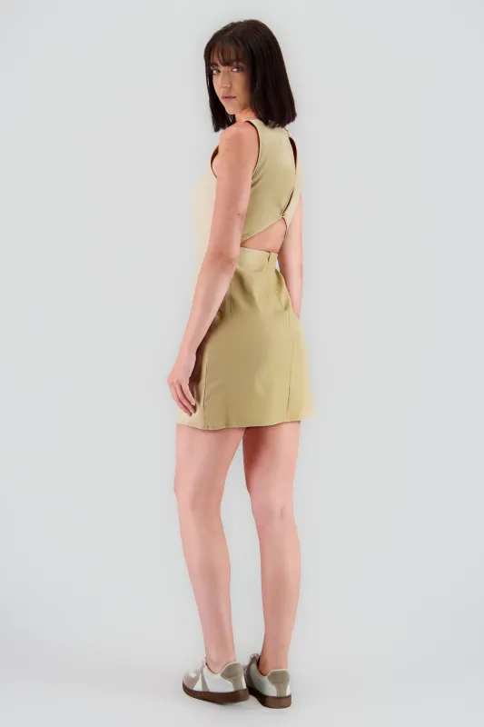 Vestido mini detalle abertura espalda sold by Shasa