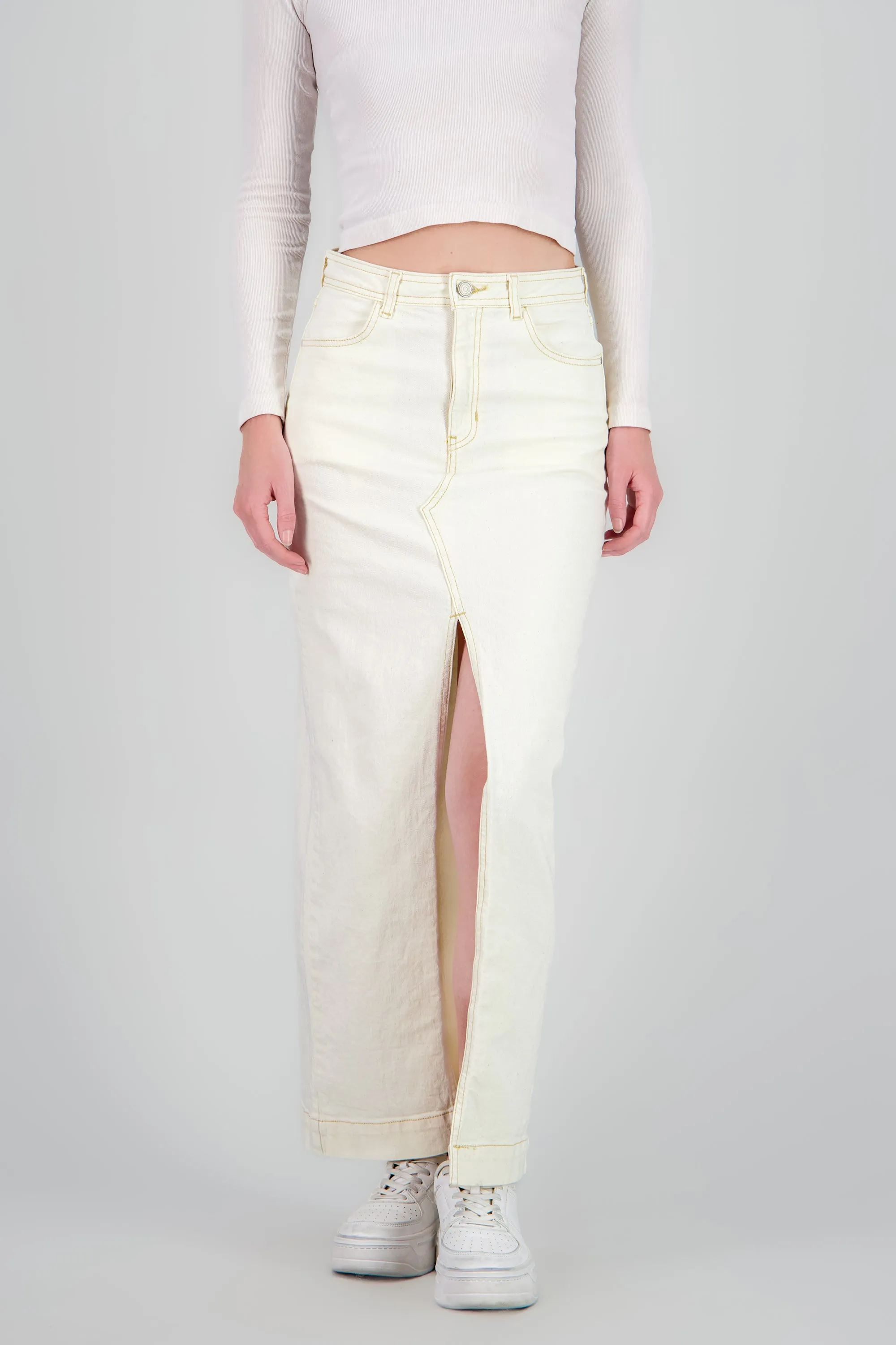 Falda maxi con abertura sold by Shasa product image thumbnail 2