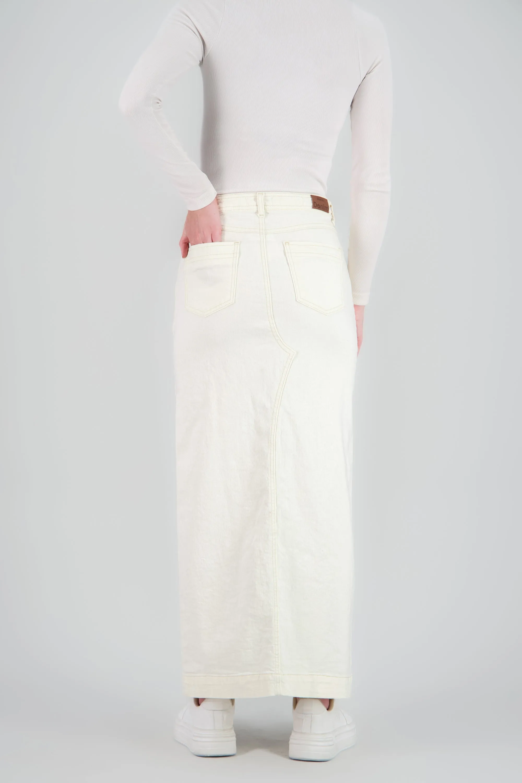 Falda maxi con abertura sold by Shasa product image thumbnail 4